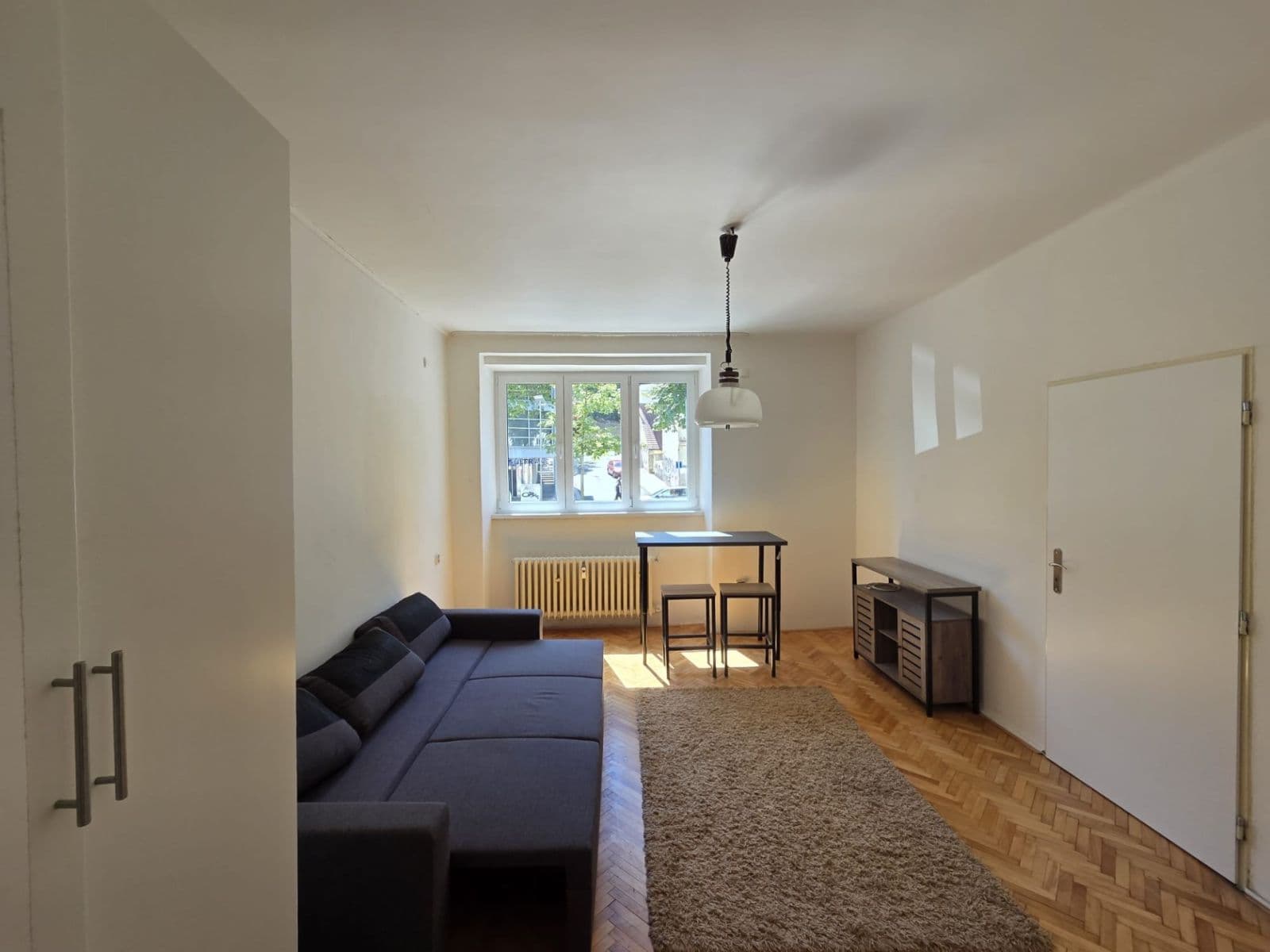 Prenájom bytu 2-izbový 55 m², Bělohorská, Praha, Praha Prenájom bytu 2-izbový 55 m², Bělohorská, Praha, Praha