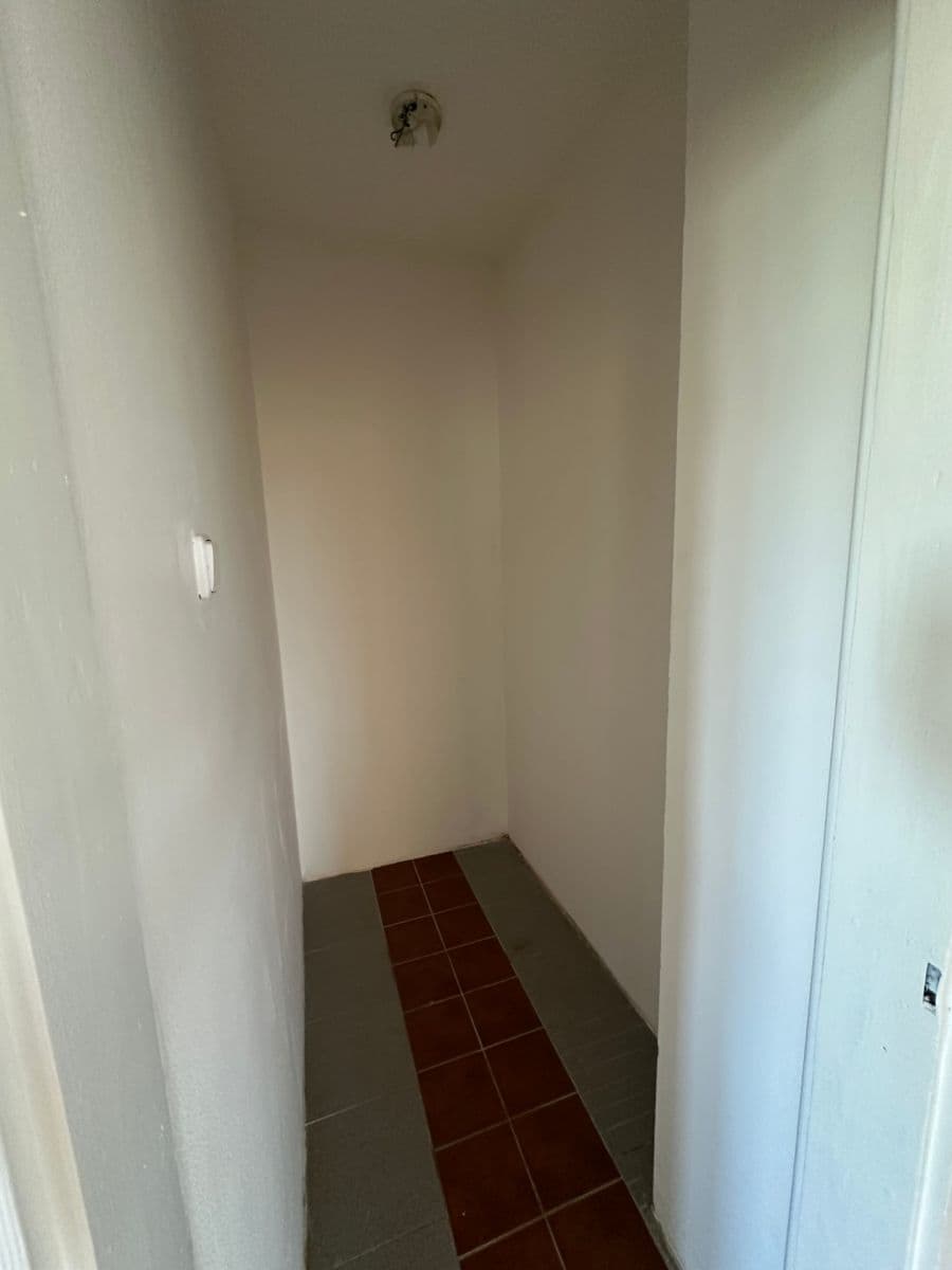 Prenájom bytu 3-izbový 83 m², Pod Labuťkou, Praha, Praha Prenájom bytu 3-izbový 83 m², Pod Labuťkou, Praha, Praha