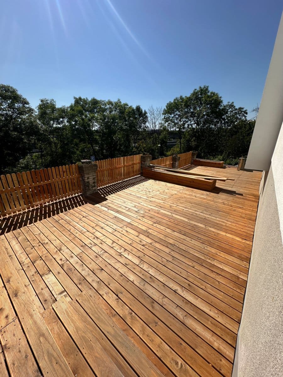 Prenájom bytu 3-izbový 83 m², Pod Labuťkou, Praha, Praha Prenájom bytu 3-izbový 83 m², Pod Labuťkou, Praha, Praha