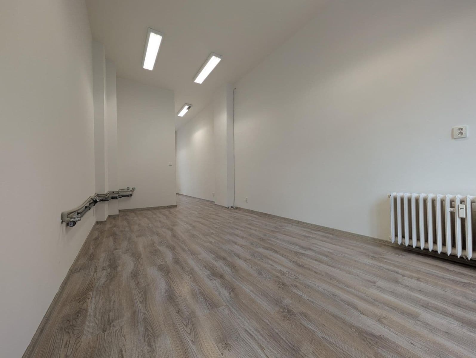 Prenájom nebytového priestoru 35 m², tř. Osvobození, Karviná, Moravskoslezský kraj Prenájom nebytového priestoru 35 m², tř. Osvobození, Karviná, Moravskoslezský kraj