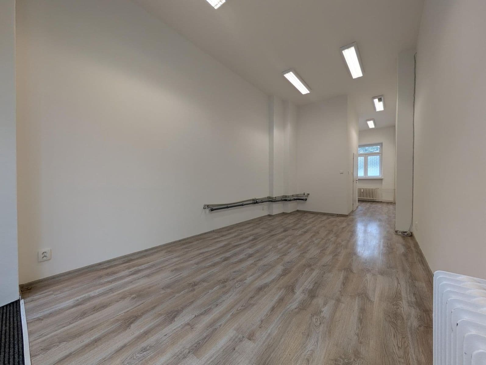 Prenájom nebytového priestoru 35 m², tř. Osvobození, Karviná, Moravskoslezský kraj Prenájom nebytového priestoru 35 m², tř. Osvobození, Karviná, Moravskoslezský kraj