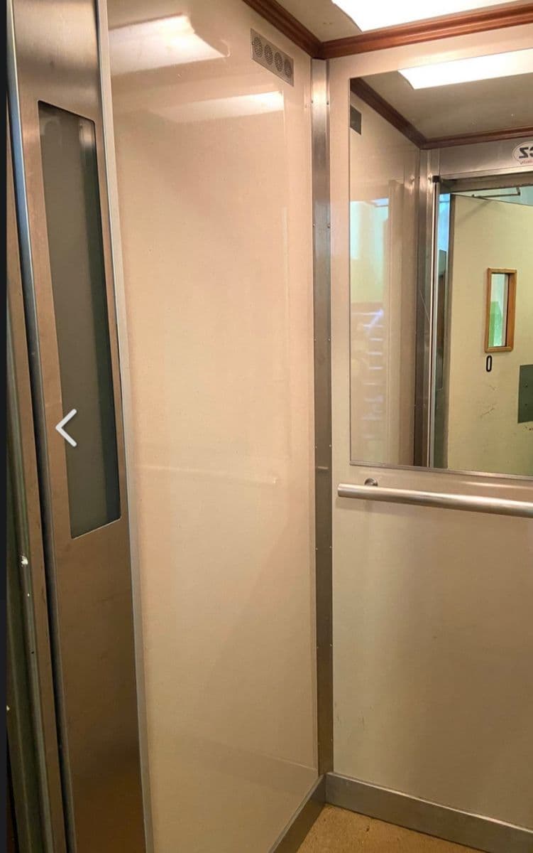 Predaj bytu 2-izbový 56 m², K. Čapka, Karlovy Vary, Karlovarský kraj Predaj bytu 2-izbový 56 m², K. Čapka, Karlovy Vary, Karlovarský kraj