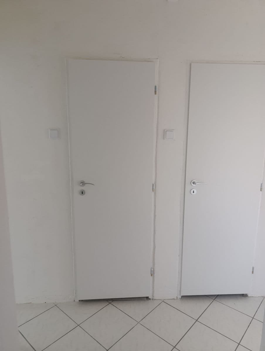 Predaj bytu 2-izbový 56 m², K. Čapka, Karlovy Vary, Karlovarský kraj Predaj bytu 2-izbový 56 m², K. Čapka, Karlovy Vary, Karlovarský kraj