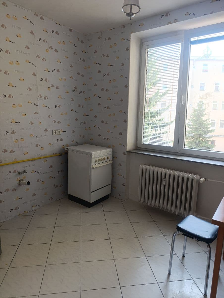 Predaj bytu 2-izbový 56 m², K. Čapka, Karlovy Vary, Karlovarský kraj Predaj bytu 2-izbový 56 m², K. Čapka, Karlovy Vary, Karlovarský kraj