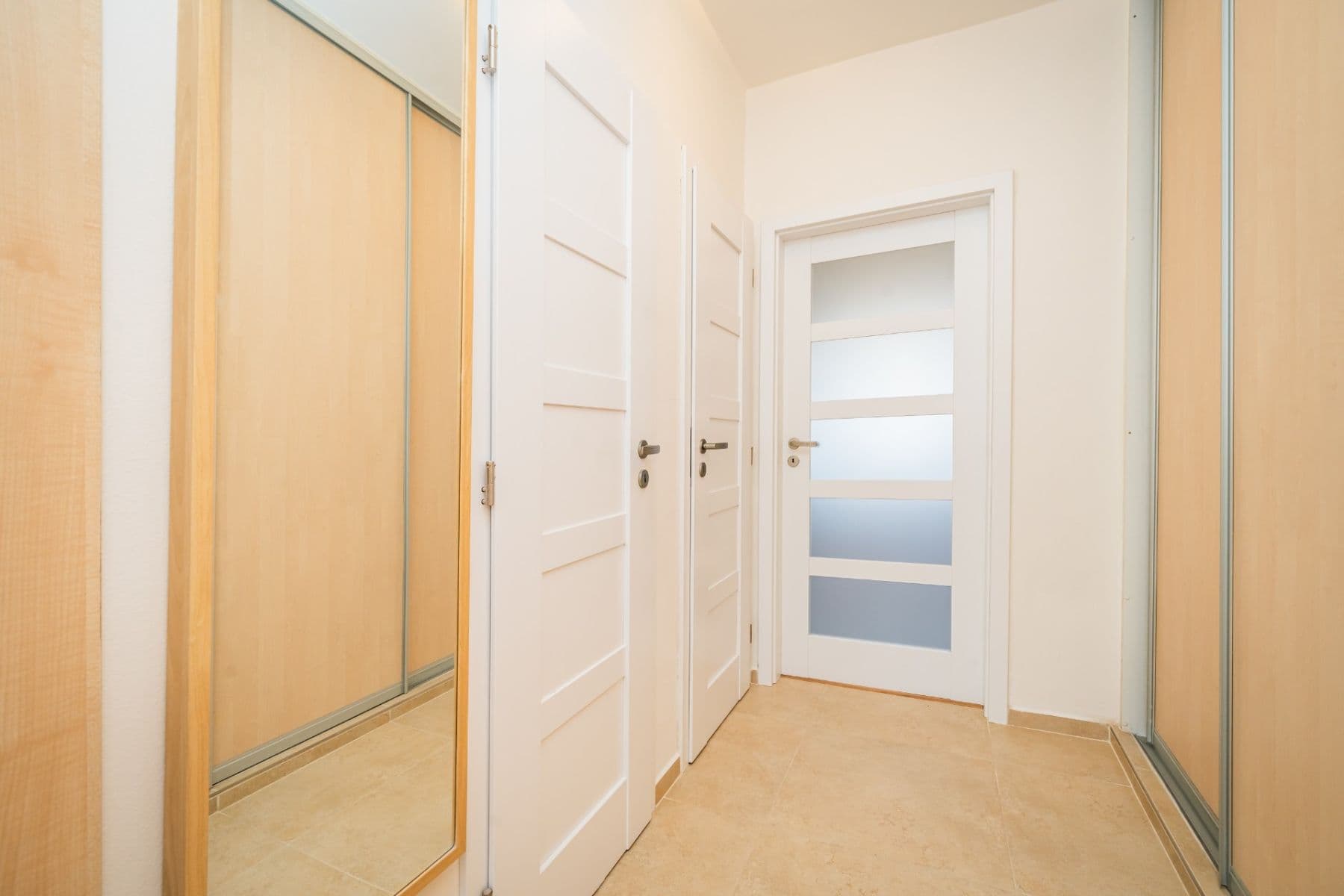 Prenájom bytu 2-izbový 59 m², Freyova, Praha, Praha Prenájom bytu 2-izbový 59 m², Freyova, Praha, Praha