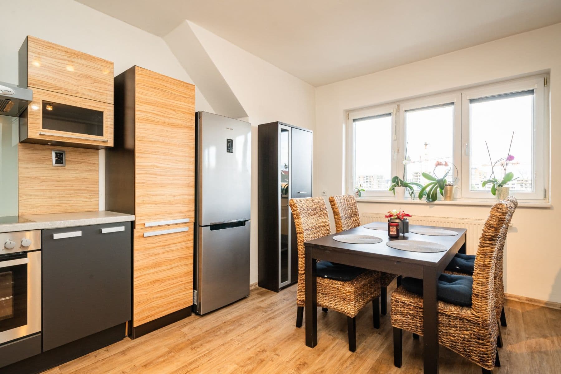 Prenájom bytu 2-izbový 59 m², Freyova, Praha, Praha Prenájom bytu 2-izbový 59 m², Freyova, Praha, Praha