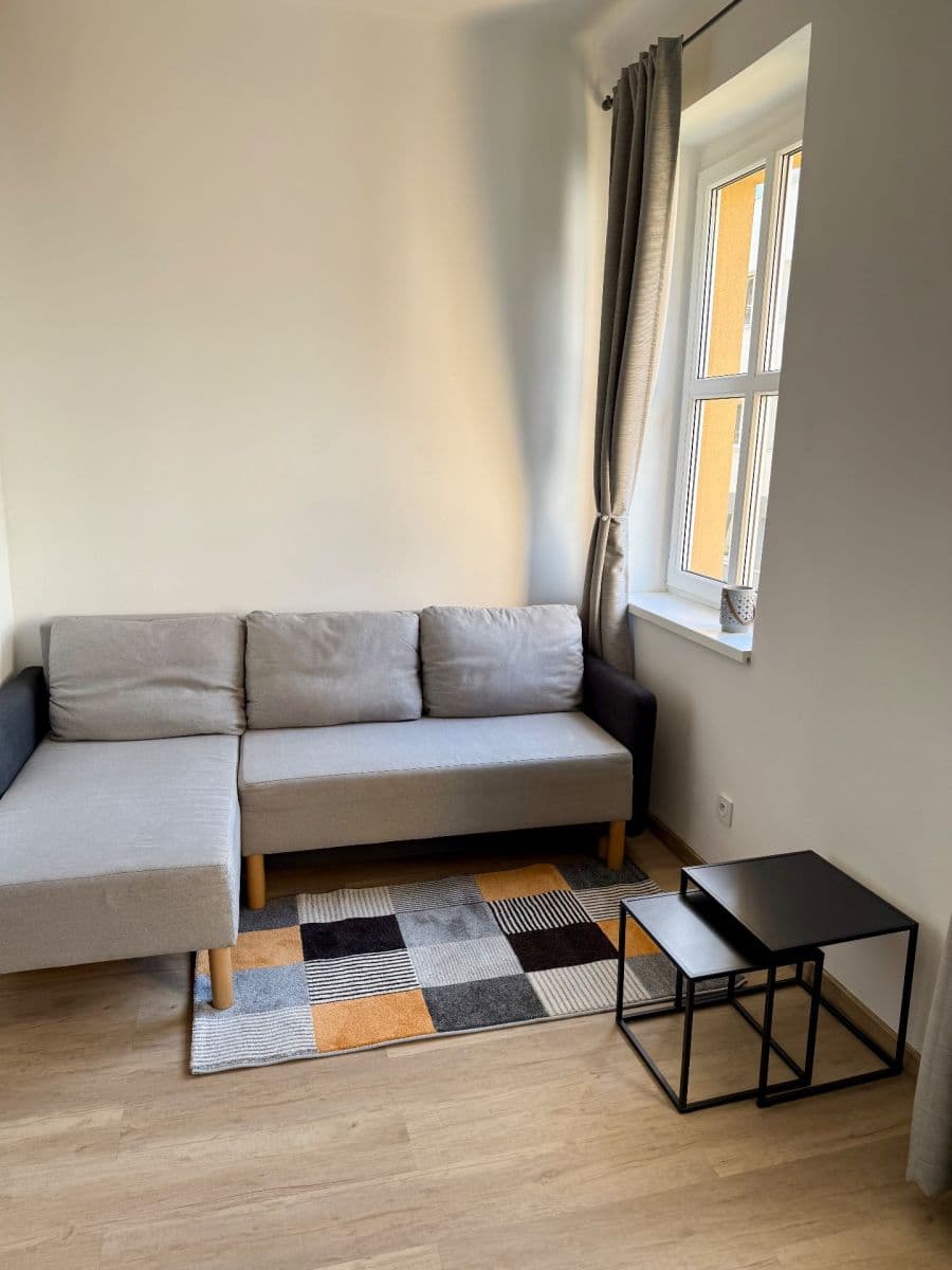 Prenájom bytu 2-izbový 52 m², U Svépomoci, Praha, Praha Prenájom bytu 2-izbový 52 m², U Svépomoci, Praha, Praha