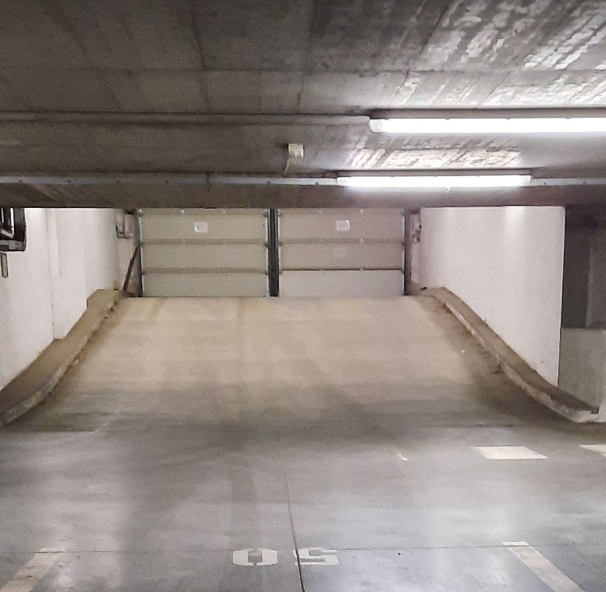 Prenájom garáže 10 m², Pod Bohdalcem I, Praha, Praha Prenájom garáže 10 m², Pod Bohdalcem I, Praha, Praha