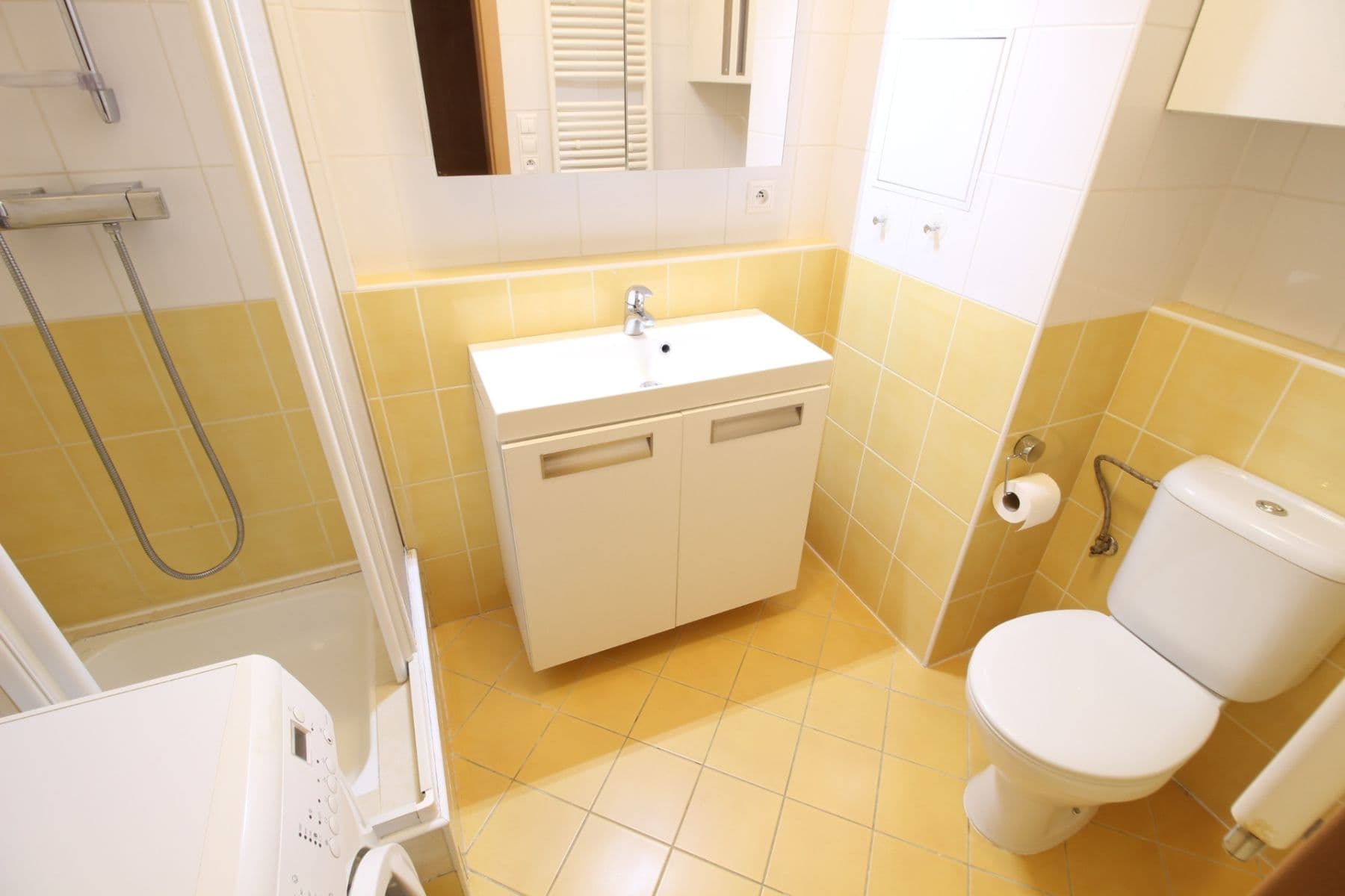 Prenájom bytu 2-izbový 39 m², Václava Rady, Praha, Praha Prenájom bytu 2-izbový 39 m², Václava Rady, Praha, Praha