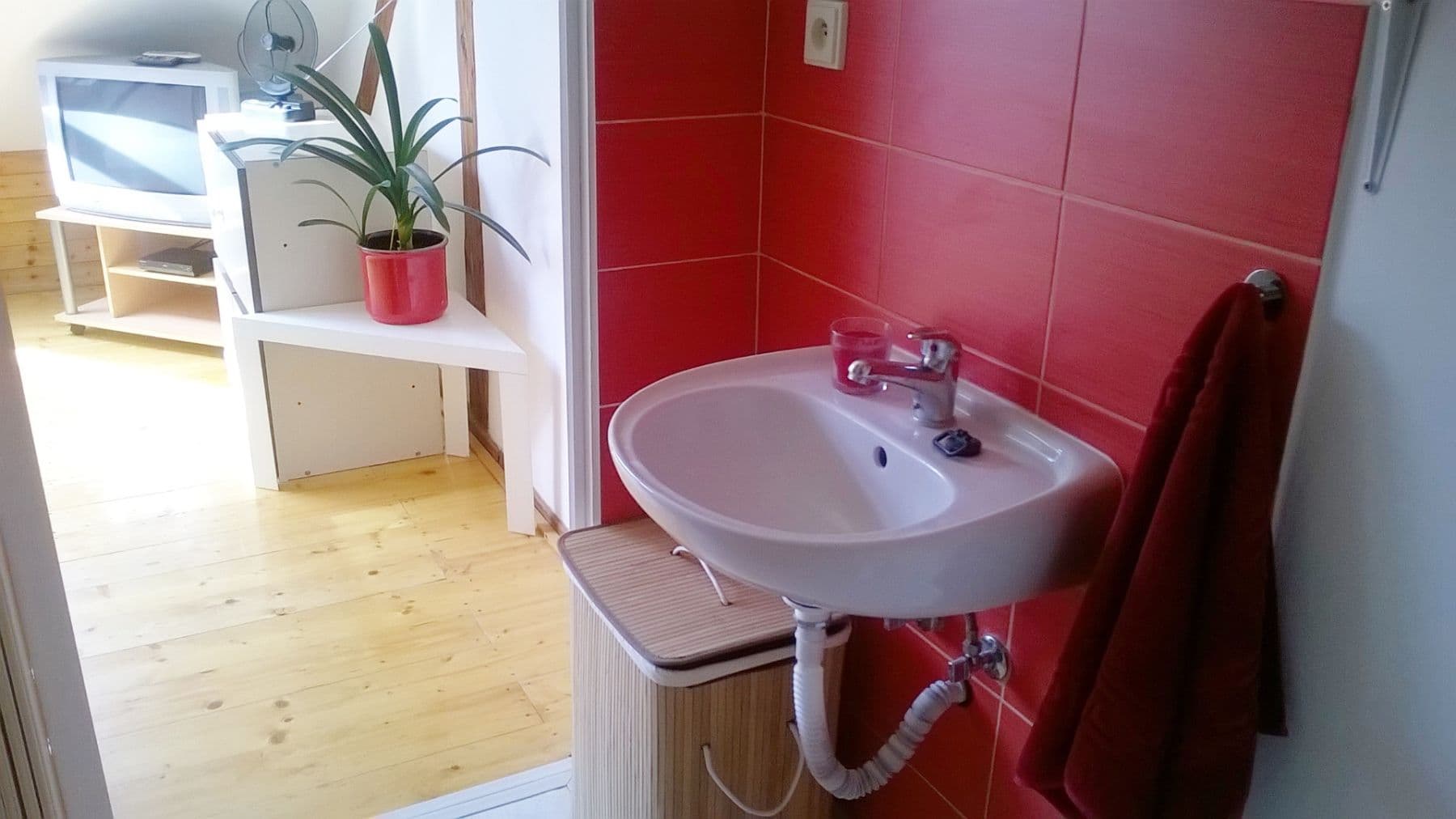 Prenájom bytu 1-izbový 23 m², Libocká, Praha, Praha Prenájom bytu 1-izbový 23 m², Libocká, Praha, Praha