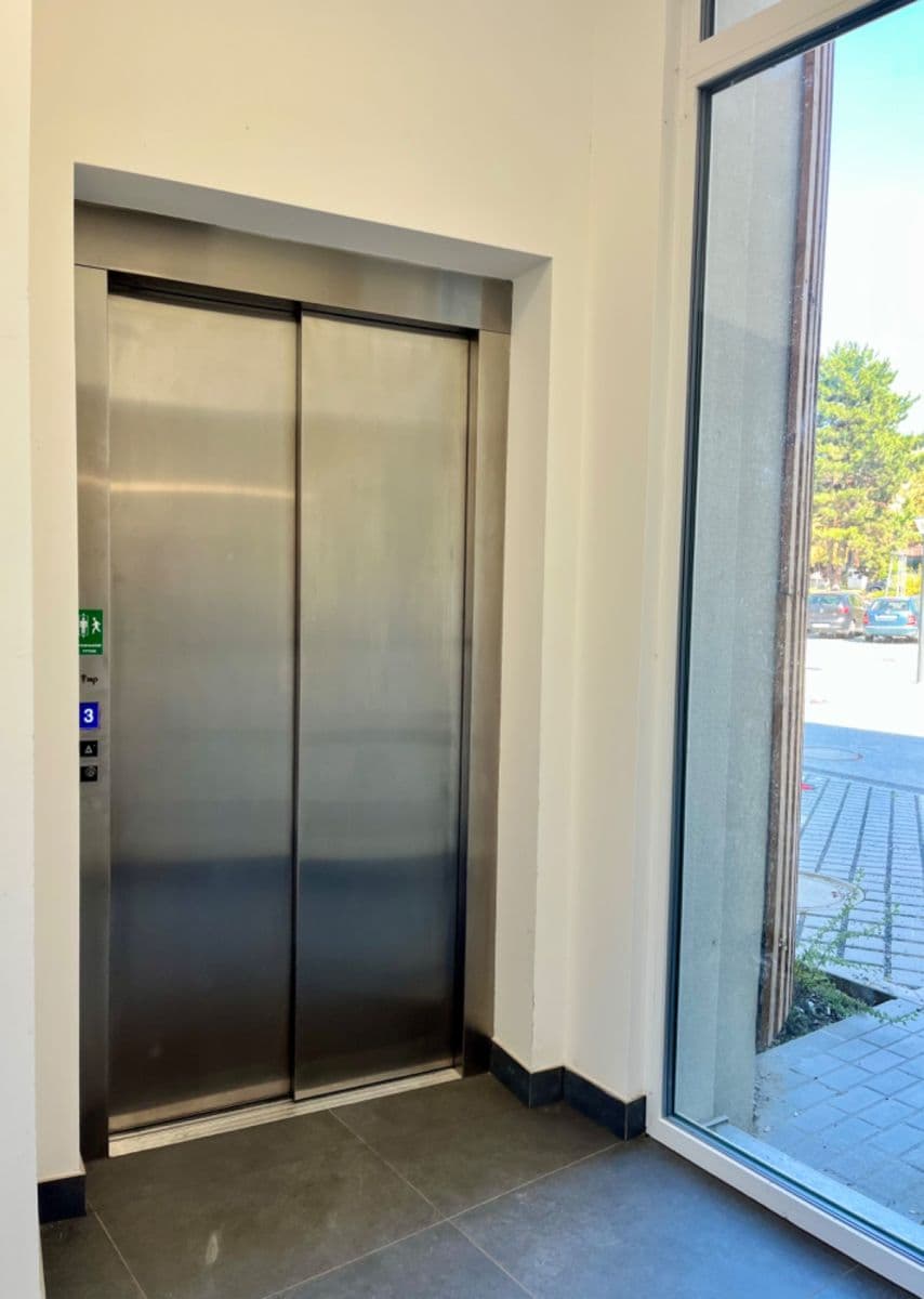 Prenájom bytu 1-izbový 22 m², V Kněžívce, Tuchoměřice, Středočeský kraj Prenájom bytu 1-izbový 22 m², V Kněžívce, Tuchoměřice, Středočeský kraj