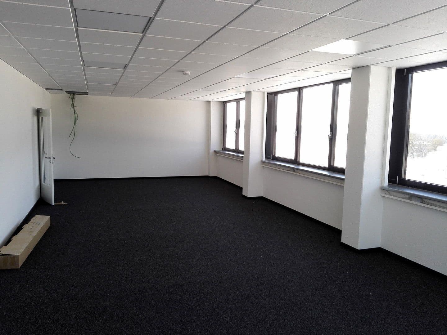 Prenájom nebytového priestoru 2.208 m², Burbach, Severné Porýnie - Westfálsko Prenájom nebytového priestoru 2.208 m², Burbach, Severné Porýnie - Westfálsko