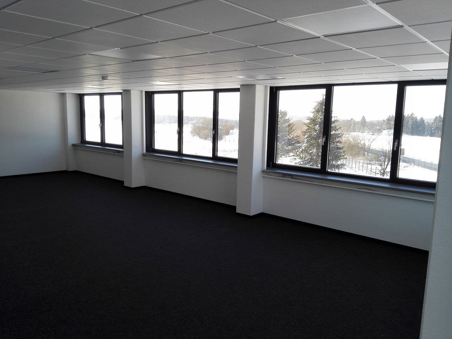 Prenájom nebytového priestoru 2.208 m², Burbach, Severné Porýnie - Westfálsko Prenájom nebytového priestoru 2.208 m², Burbach, Severné Porýnie - Westfálsko