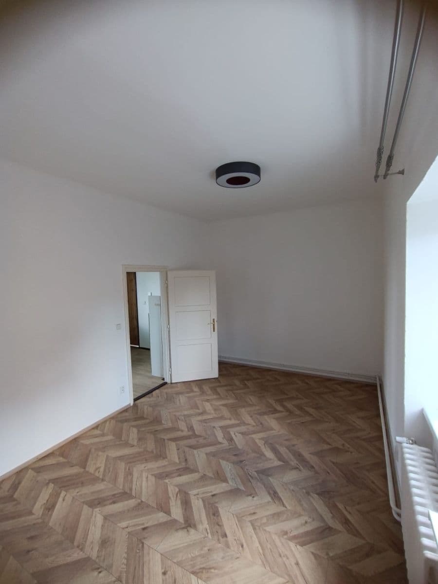 Prenájom bytu 1-izbový 32 m², Kučerové, Praha, Praha Prenájom bytu 1-izbový 32 m², Kučerové, Praha, Praha