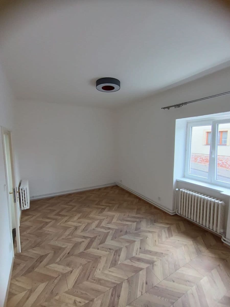 Prenájom bytu 1-izbový 32 m², Kučerové, Praha, Praha Prenájom bytu 1-izbový 32 m², Kučerové, Praha, Praha