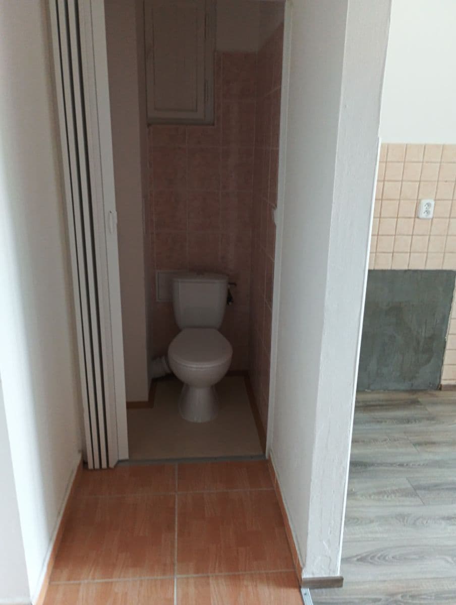 Prenájom bytu 1-izbový 38 m², Poděbradská, Praha, Praha Prenájom bytu 1-izbový 38 m², Poděbradská, Praha, Praha