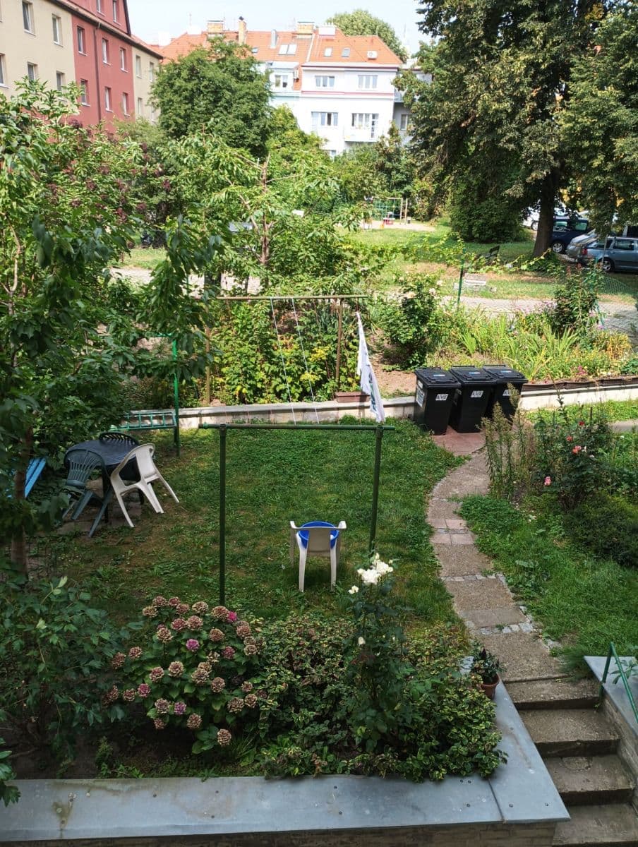 Prenájom bytu 1-izbový 38 m², Poděbradská, Praha, Praha Prenájom bytu 1-izbový 38 m², Poděbradská, Praha, Praha