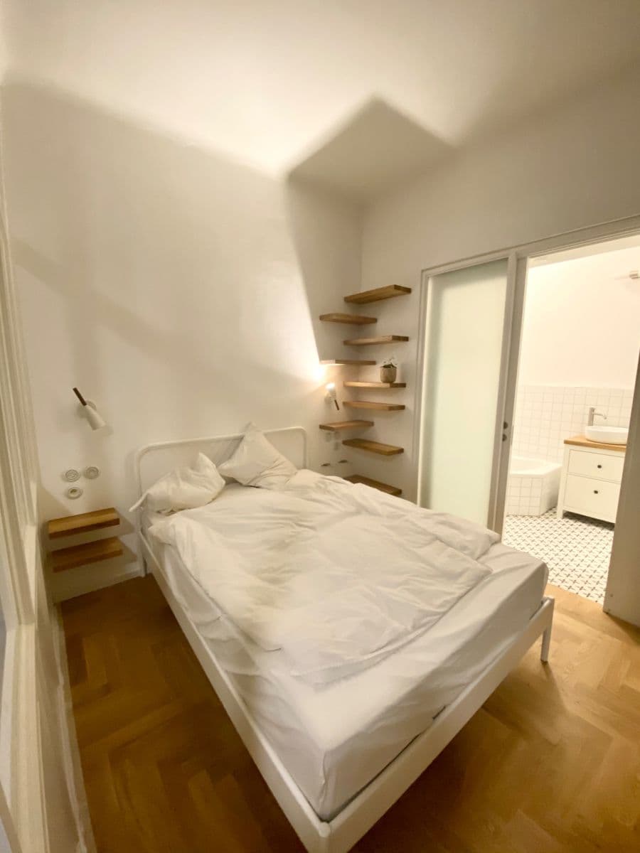 Prenájom bytu 2-izbový 45 m², Rejskova, Praha, Praha Prenájom bytu 2-izbový 45 m², Rejskova, Praha, Praha