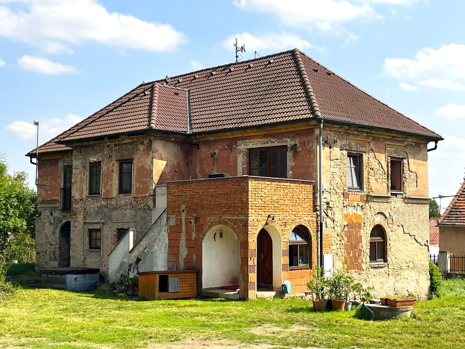 Predaj domu 207 m², pozemek 4.339 m², Černuc, Středočeský kraj Predaj domu 207 m², pozemek 4.339 m², Černuc, Středočeský kraj