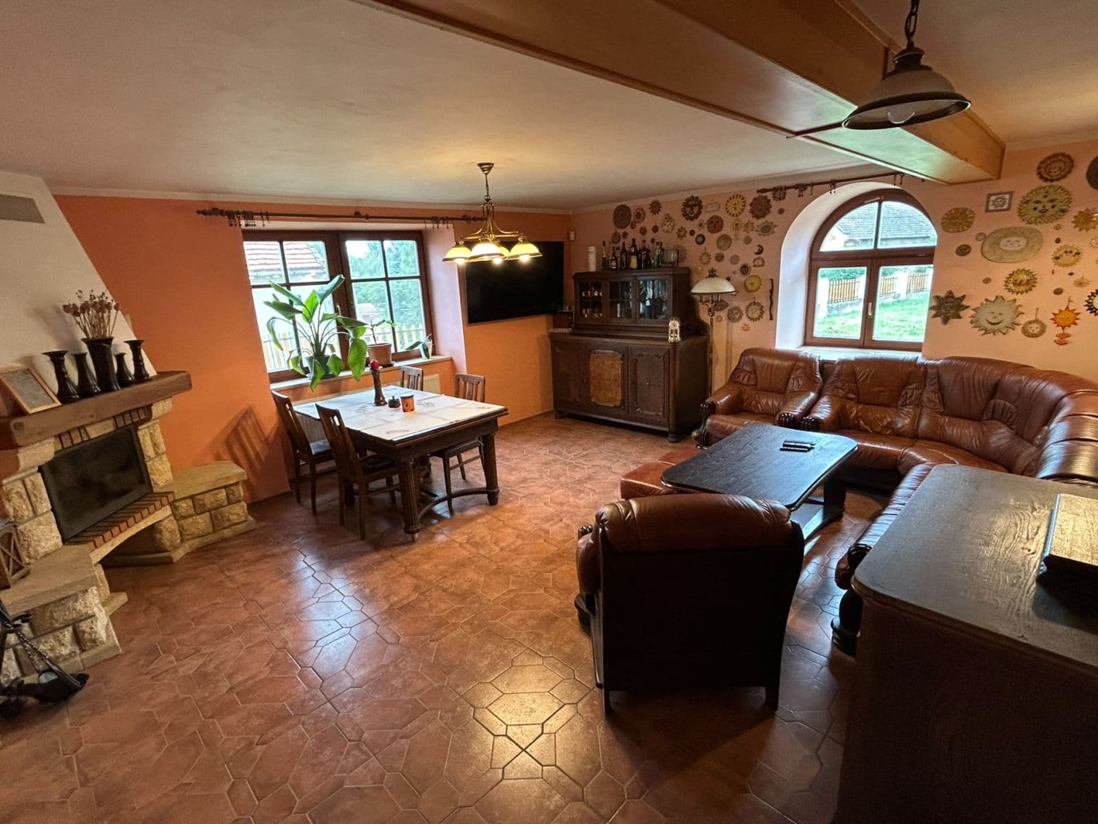 Predaj domu 207 m², pozemek 4.339 m², Černuc, Středočeský kraj Predaj domu 207 m², pozemek 4.339 m², Černuc, Středočeský kraj