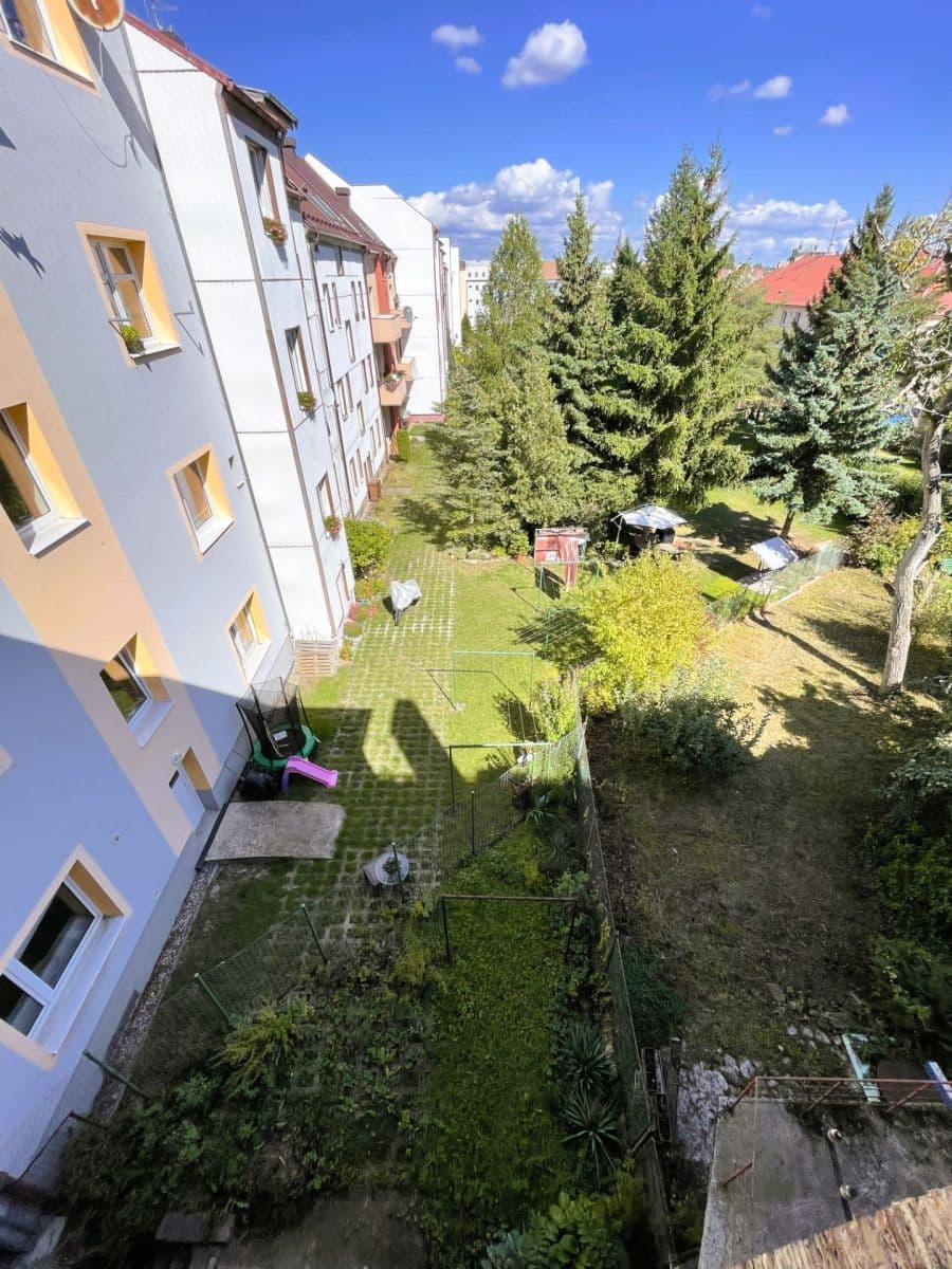 Prenájom bytu 3-izbový 70 m², Čechova, Chomutov, Ústecký kraj Prenájom bytu 3-izbový 70 m², Čechova, Chomutov, Ústecký kraj