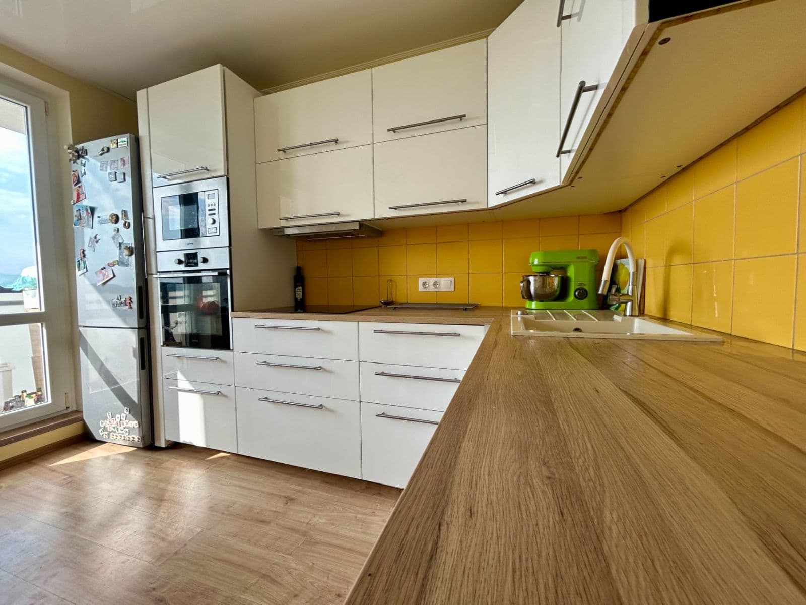 Prenájom bytu 3-izbový 70 m², Černého, Praha, Praha Prenájom bytu 3-izbový 70 m², Černého, Praha, Praha
