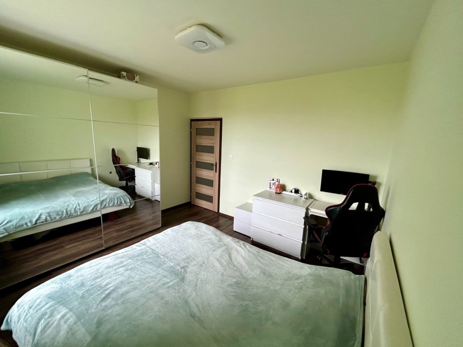 Prenájom bytu 3-izbový 70 m², Černého, Praha, Praha Prenájom bytu 3-izbový 70 m², Černého, Praha, Praha