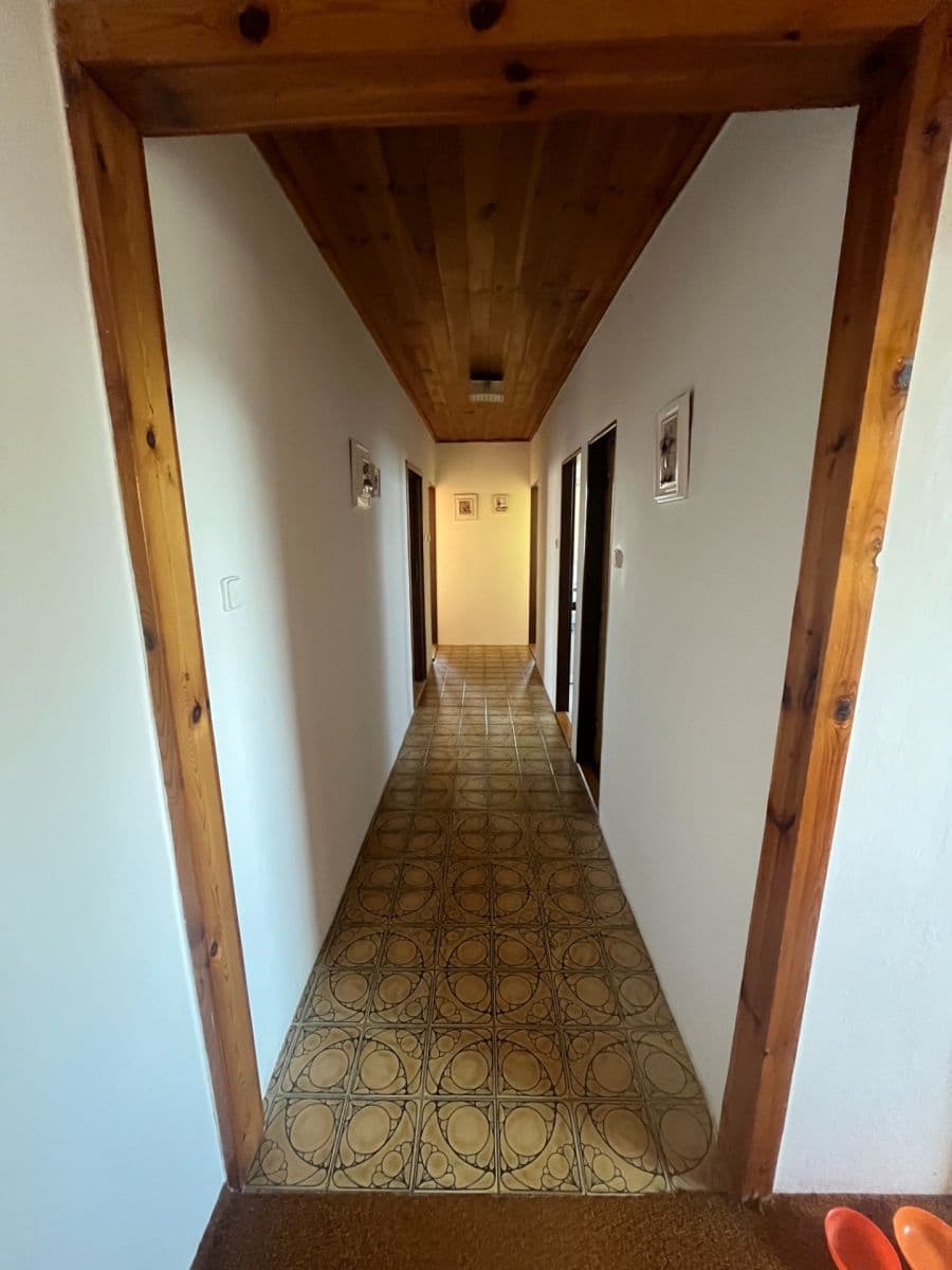 Predaj domu 211 m², pozemek 814 m², K Blahobytu, Srch, Pardubický kraj Predaj domu 211 m², pozemek 814 m², K Blahobytu, Srch, Pardubický kraj