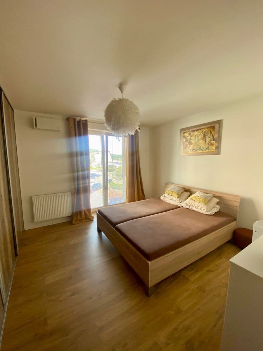 Predaj bytu 2-izbový 68 m², Pod Dráhami, Zvolen, Banskobystrický kraj Predaj bytu 2-izbový 68 m², Pod Dráhami, Zvolen, Banskobystrický kraj