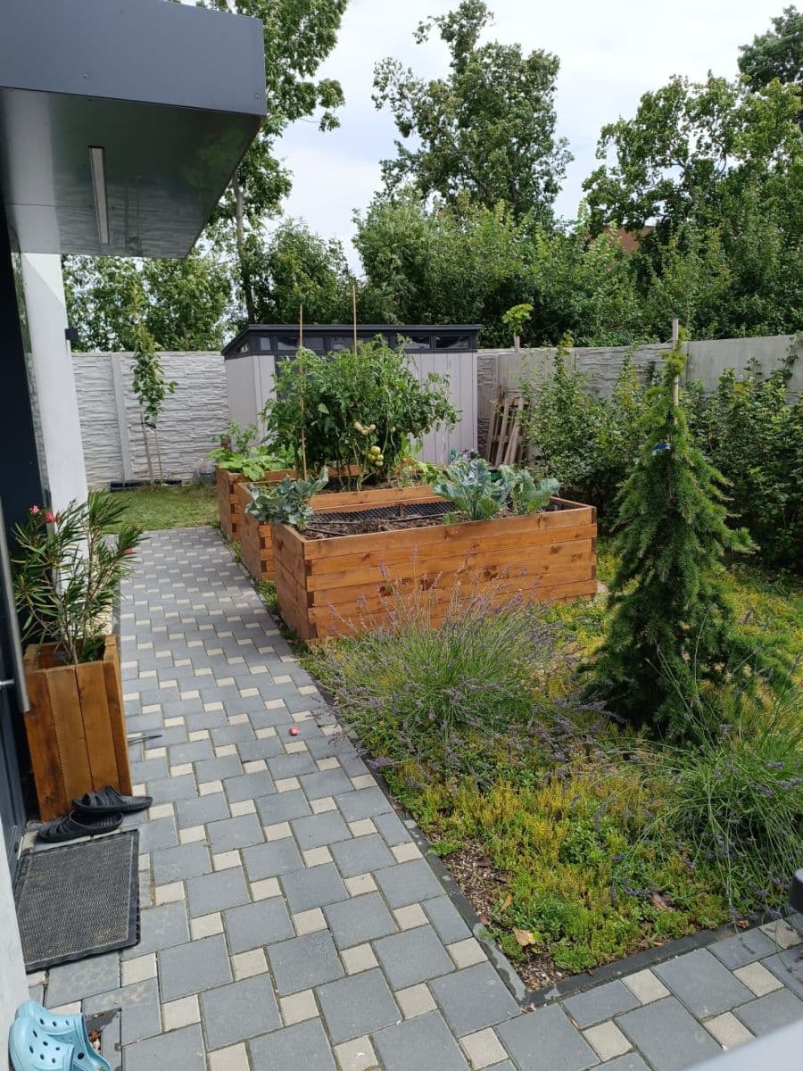 Predaj domu 82 m², pozemek 380 m², Topoľová, Rovinka, Bratislavský kraj Predaj domu 82 m², pozemek 380 m², Topoľová, Rovinka, Bratislavský kraj