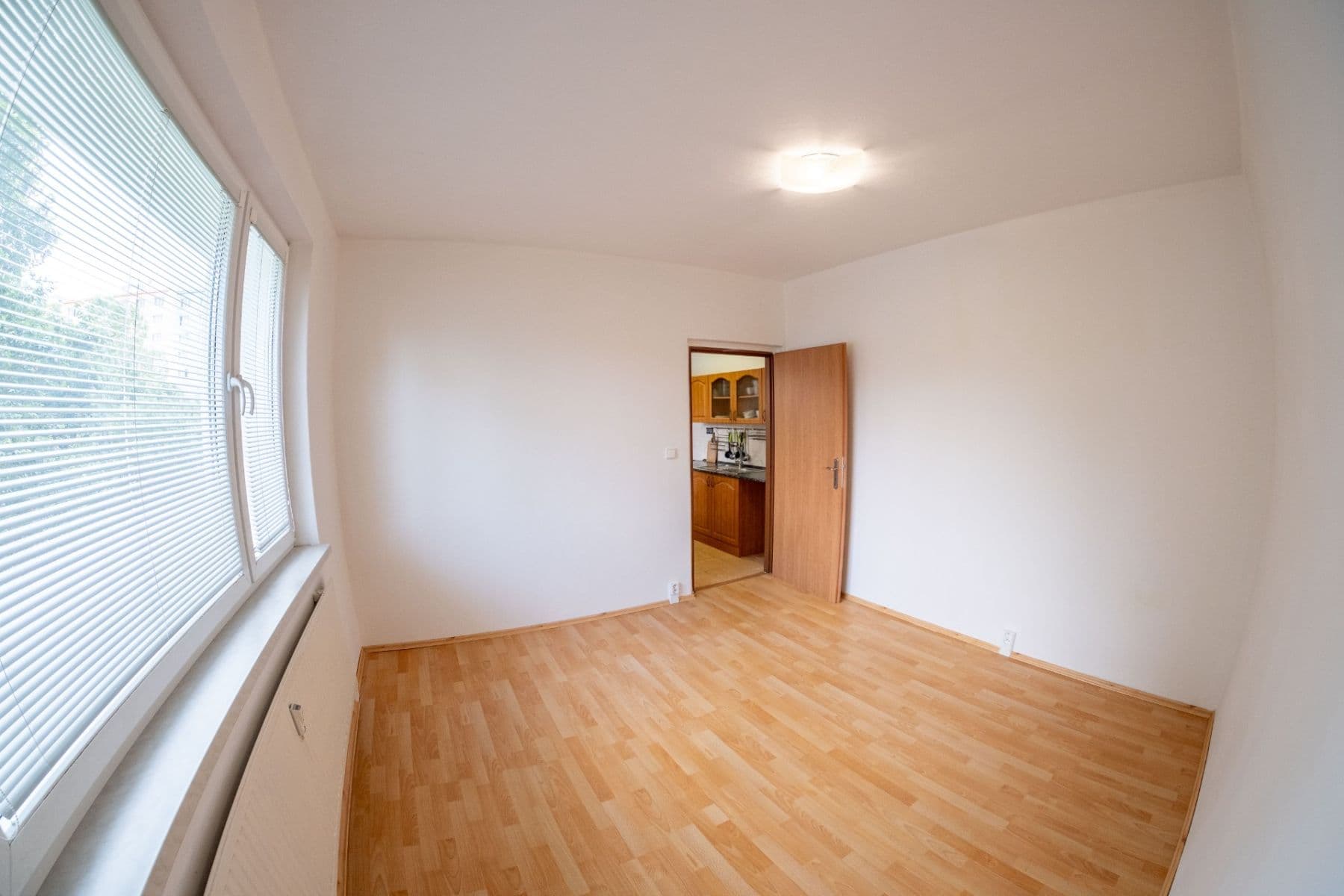 Predaj bytu 3-izbový 71 m², U Koupaliště, Karlovy Vary, Karlovarský kraj Predaj bytu 3-izbový 71 m², U Koupaliště, Karlovy Vary, Karlovarský kraj