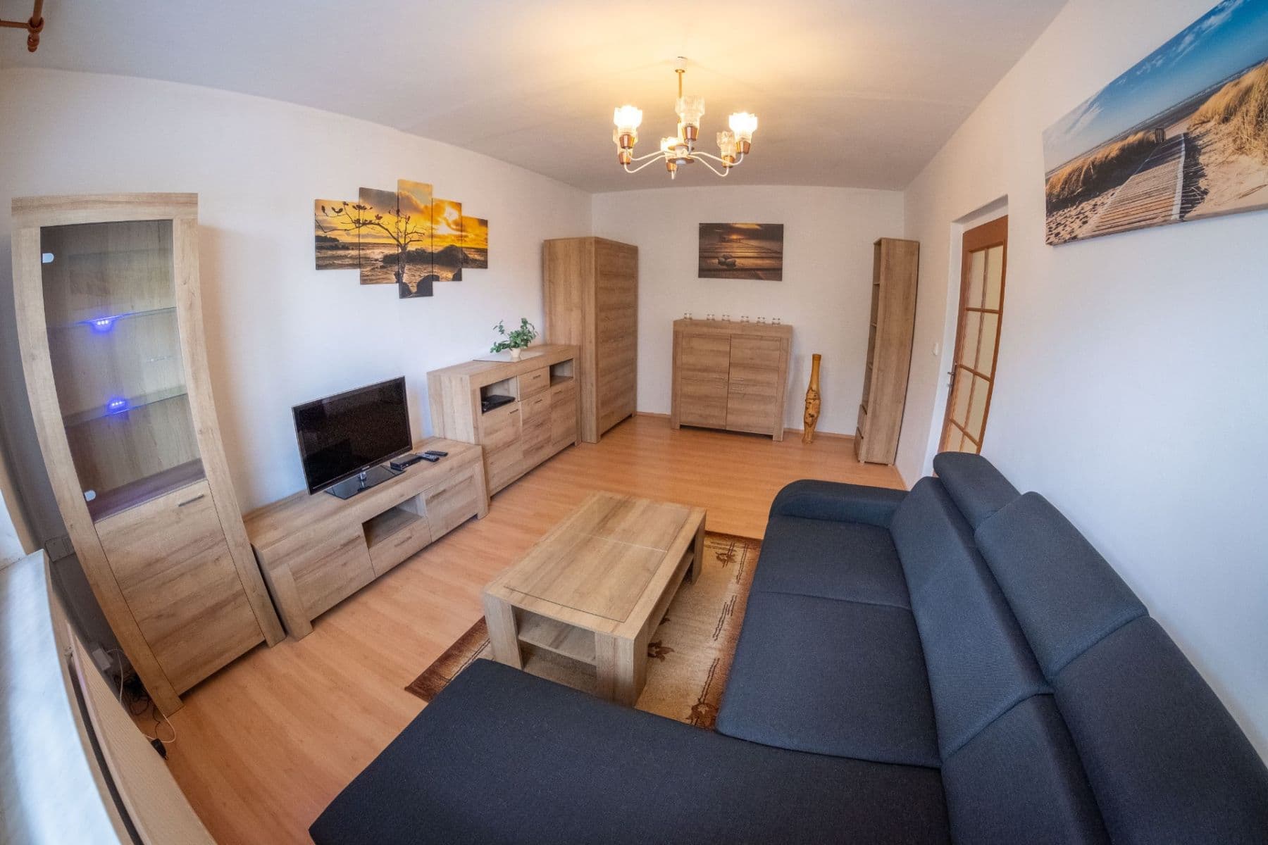 Predaj bytu 3-izbový 71 m², U Koupaliště, Karlovy Vary, Karlovarský kraj Predaj bytu 3-izbový 71 m², U Koupaliště, Karlovy Vary, Karlovarský kraj