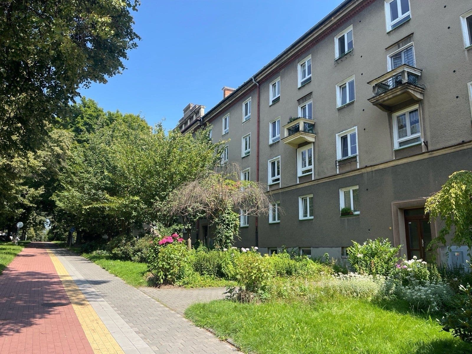 Prenájom bytu 2-izbový 57 m², Československé armády, Havířov, Moravskoslezský kraj Prenájom bytu 2-izbový 57 m², Československé armády, Havířov, Moravskoslezský kraj