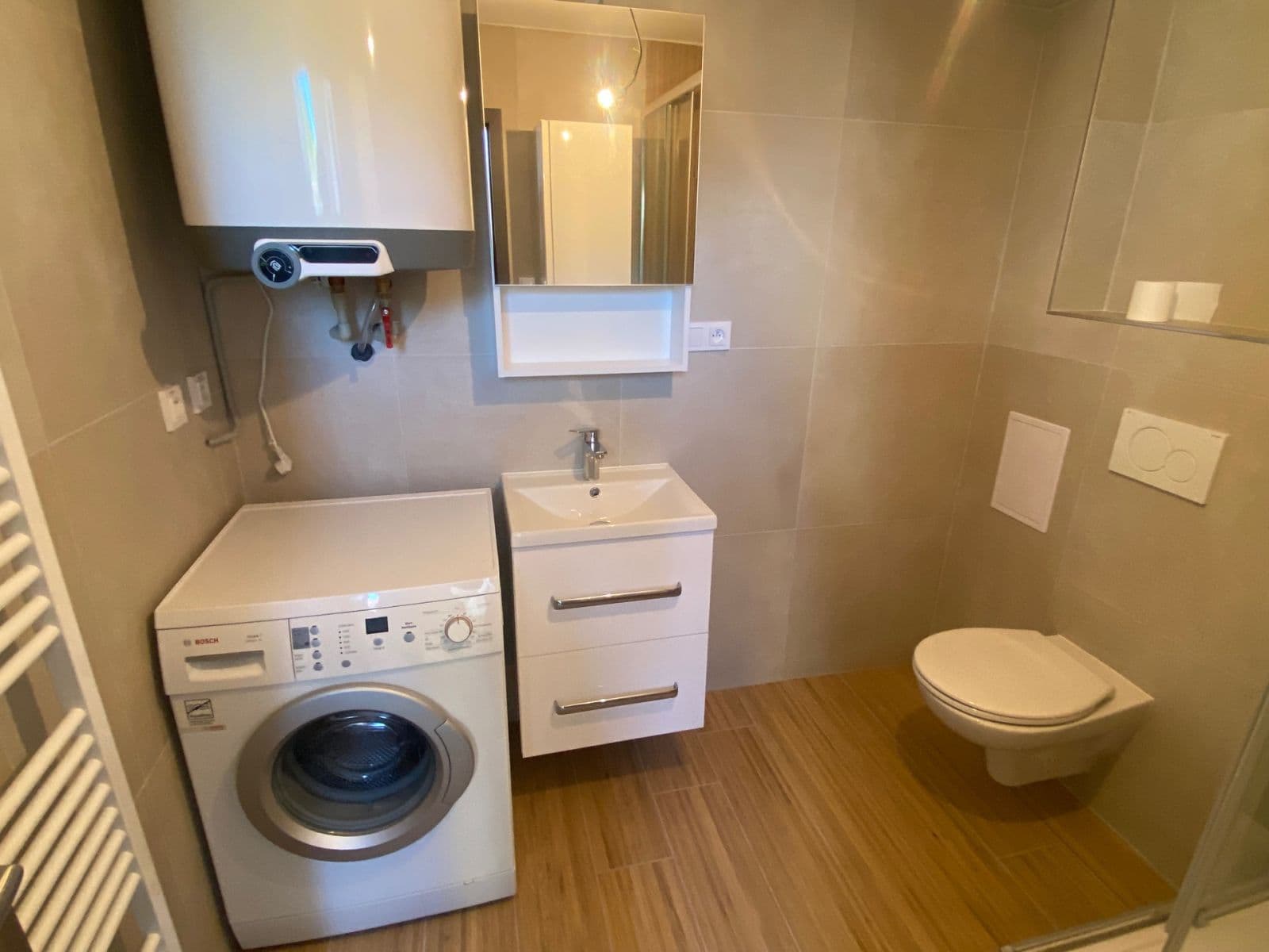 Prenájom bytu 1-izbový 35 m², Dalovická, Praha, Praha Prenájom bytu 1-izbový 35 m², Dalovická, Praha, Praha