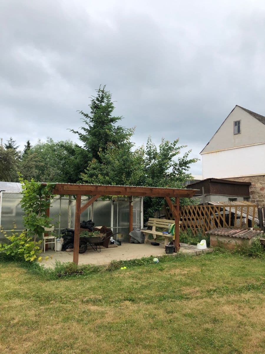 Predaj domu 74 m², pozemek 2.329 m², Hořesedly, Středočeský kraj Predaj domu 74 m², pozemek 2.329 m², Hořesedly, Středočeský kraj