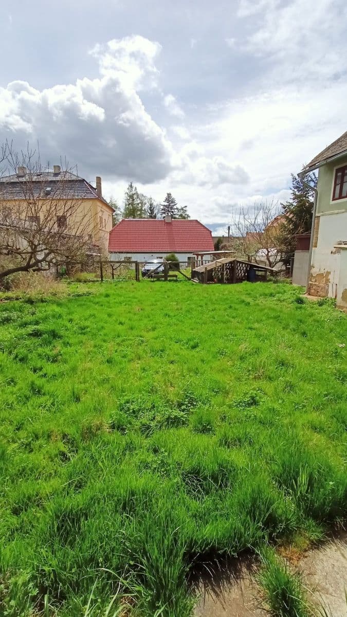 Predaj domu 74 m², pozemek 2.329 m², Hořesedly, Středočeský kraj Predaj domu 74 m², pozemek 2.329 m², Hořesedly, Středočeský kraj