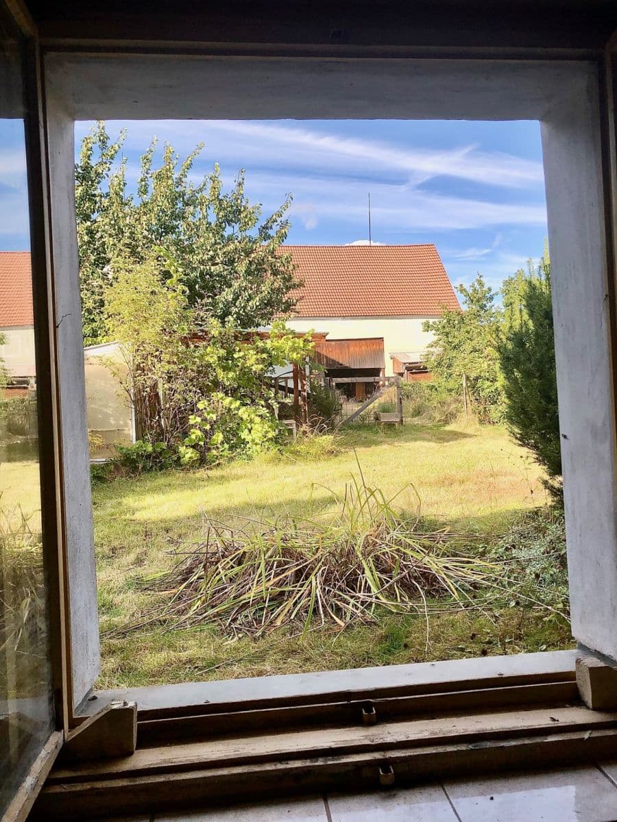 Predaj domu 74 m², pozemek 2.329 m², Hořesedly, Středočeský kraj Predaj domu 74 m², pozemek 2.329 m², Hořesedly, Středočeský kraj