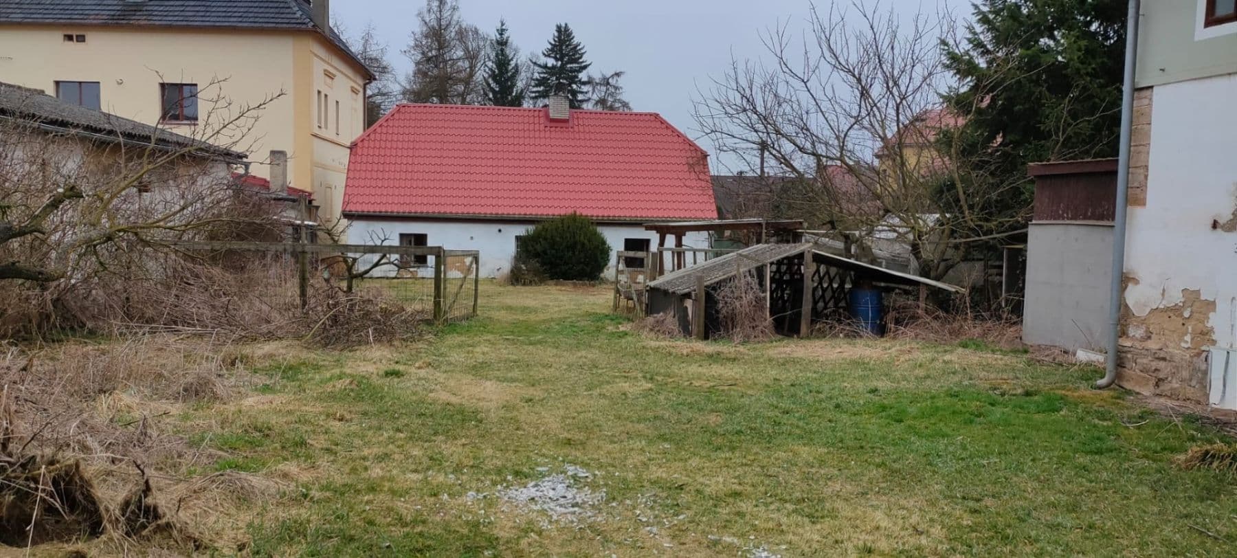 Predaj domu 74 m², pozemek 2.329 m², Hořesedly, Středočeský kraj Predaj domu 74 m², pozemek 2.329 m², Hořesedly, Středočeský kraj