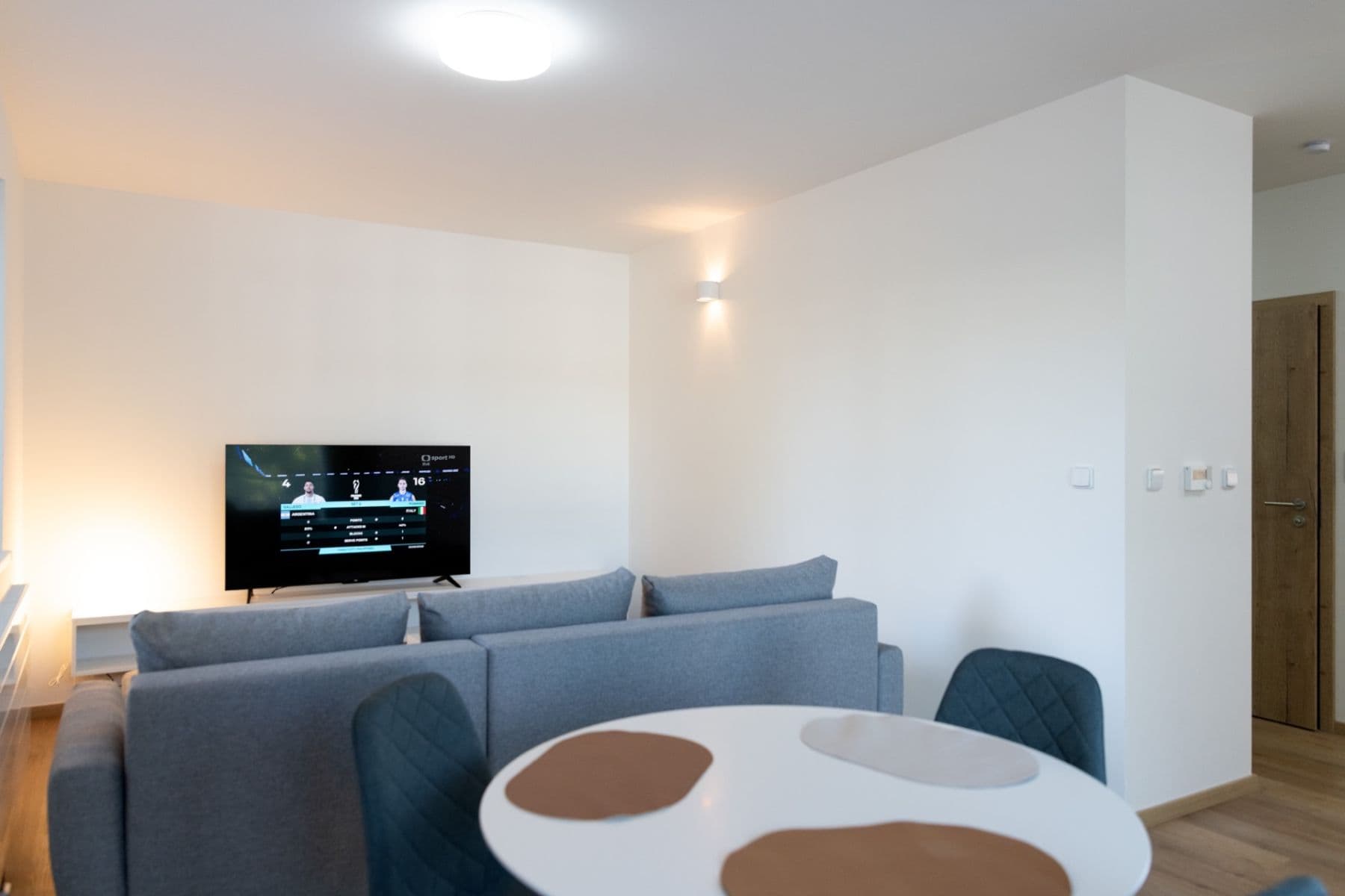 Prenájom bytu 2-izbový 65 m², Nad Stráněmi, Zlín, Zlínský kraj Prenájom bytu 2-izbový 65 m², Nad Stráněmi, Zlín, Zlínský kraj