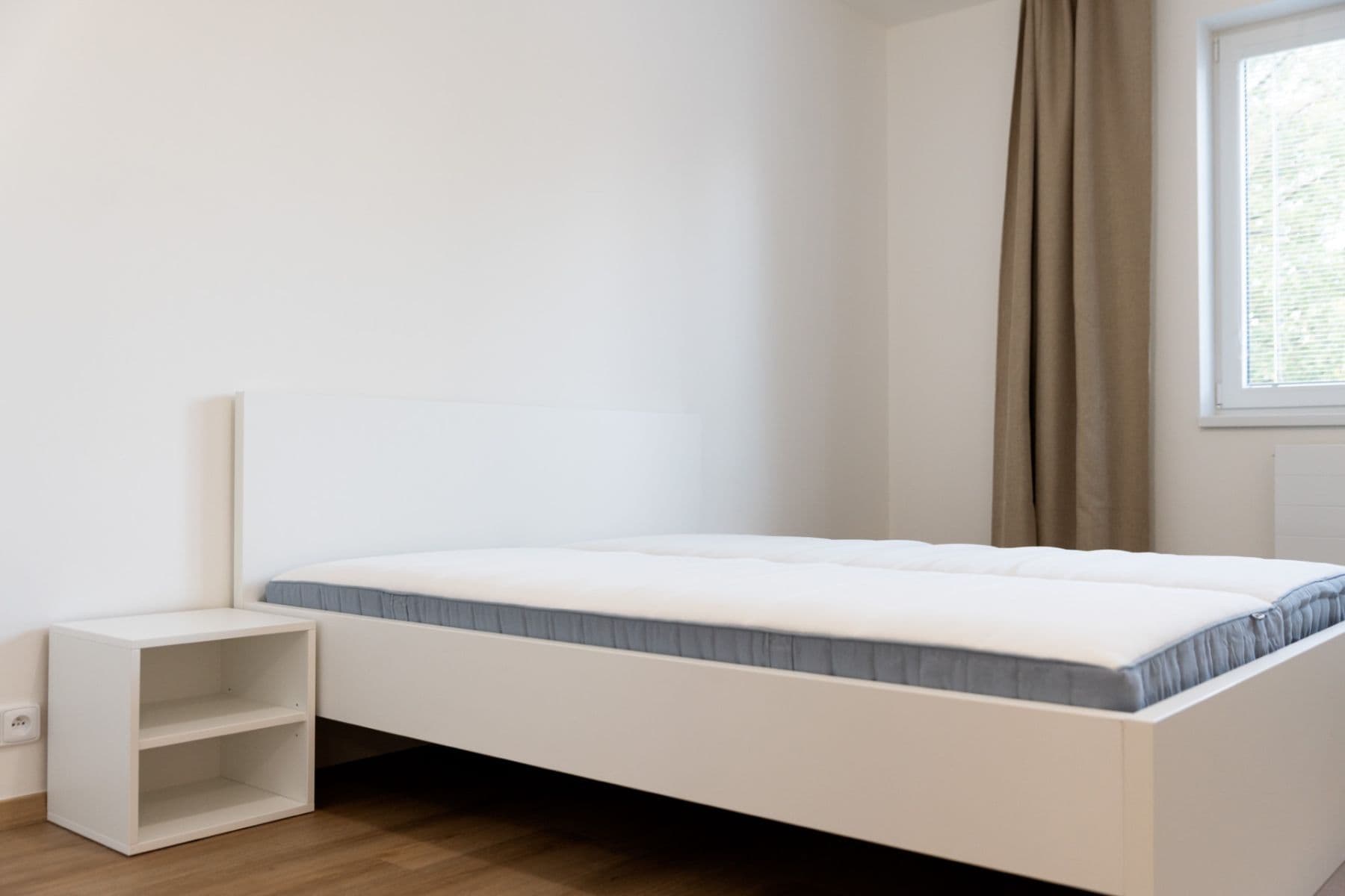 Prenájom bytu 2-izbový 65 m², Nad Stráněmi, Zlín, Zlínský kraj Prenájom bytu 2-izbový 65 m², Nad Stráněmi, Zlín, Zlínský kraj