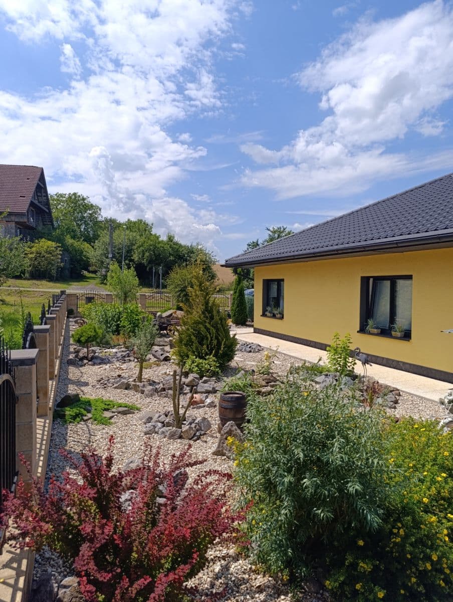 Predaj domu 220 m², pozemek 1.511 m², Rakov, Olomoucký kraj Predaj domu 220 m², pozemek 1.511 m², Rakov, Olomoucký kraj