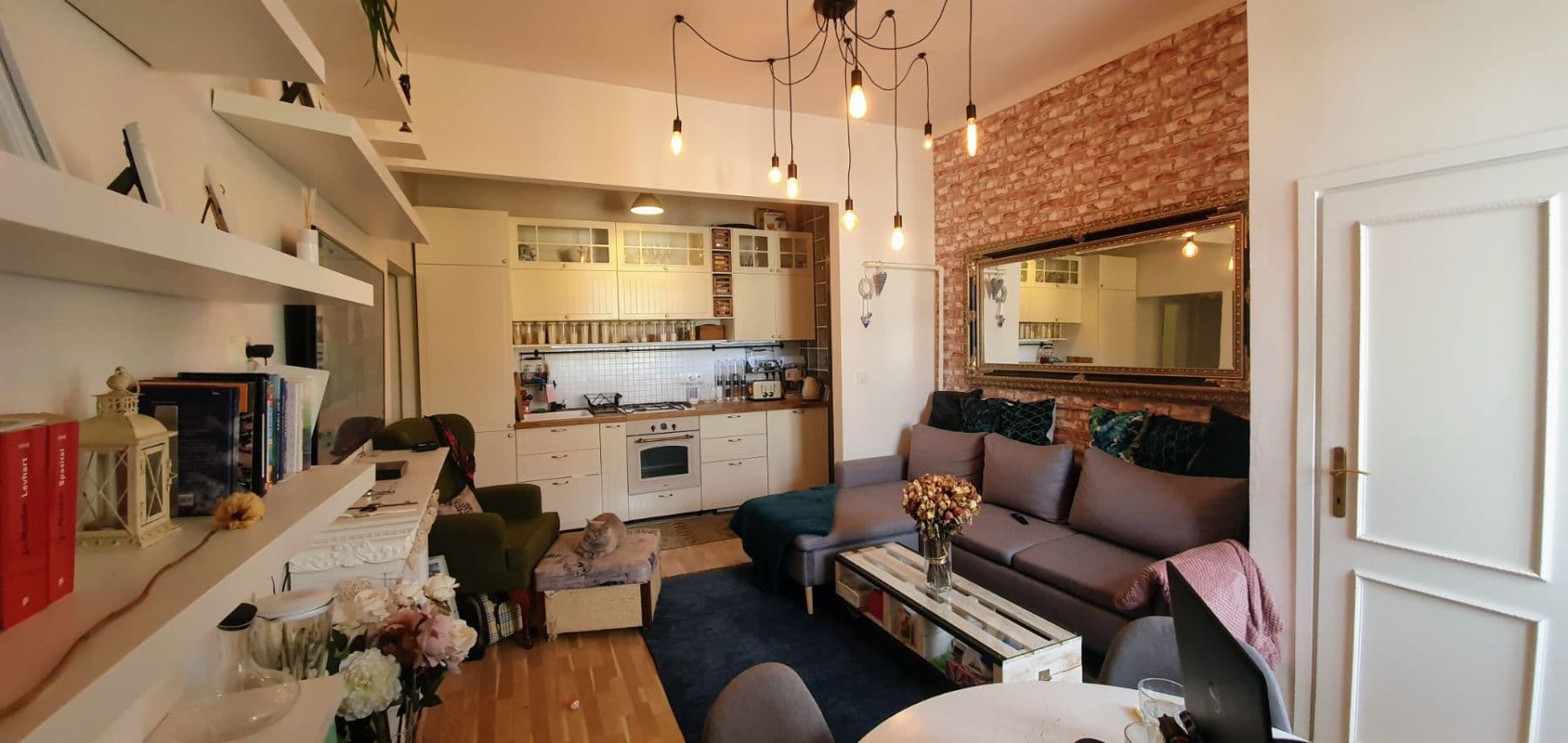 Prenájom bytu 3-izbový 69 m², Nuselská, Praha, Praha Prenájom bytu 3-izbový 69 m², Nuselská, Praha, Praha