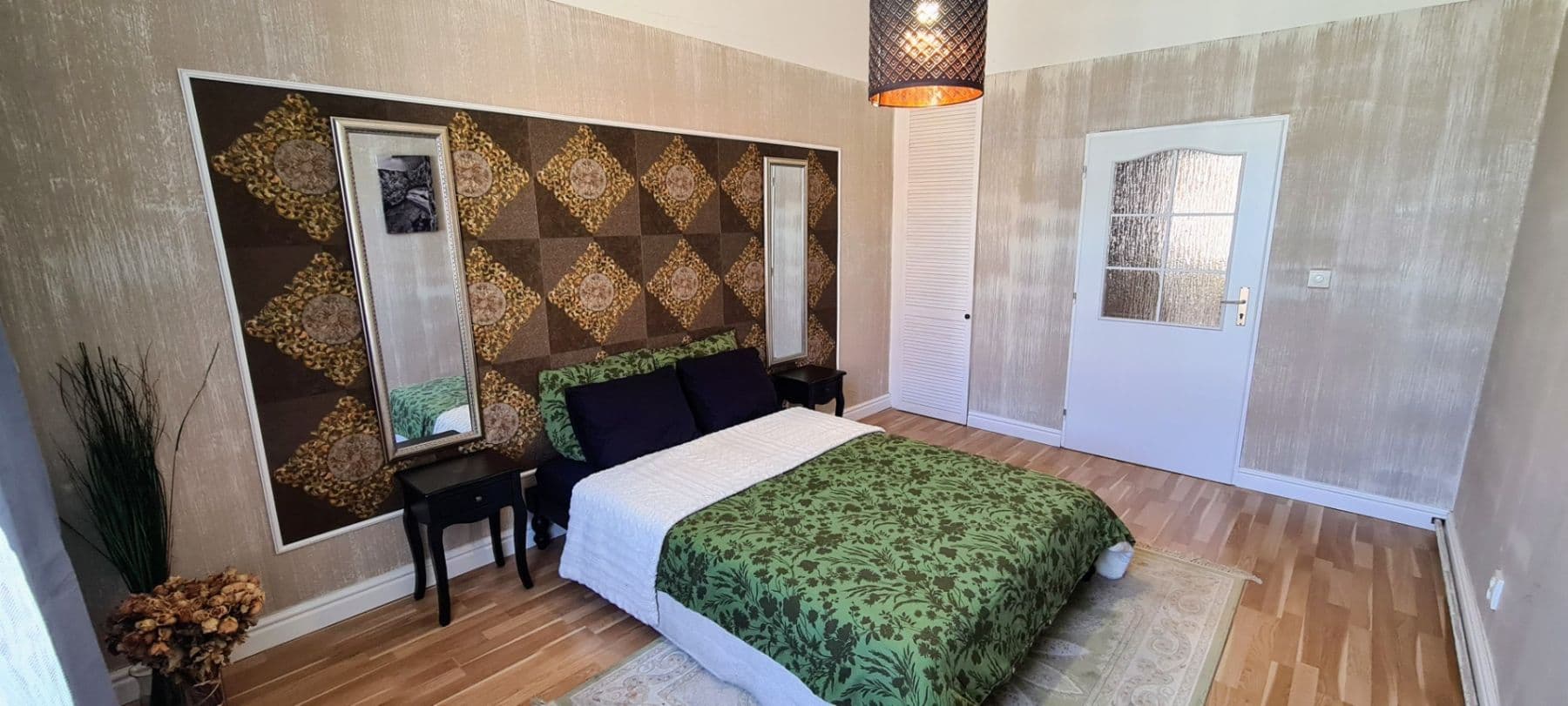 Prenájom bytu 3-izbový 69 m², Nuselská, Praha, Praha Prenájom bytu 3-izbový 69 m², Nuselská, Praha, Praha