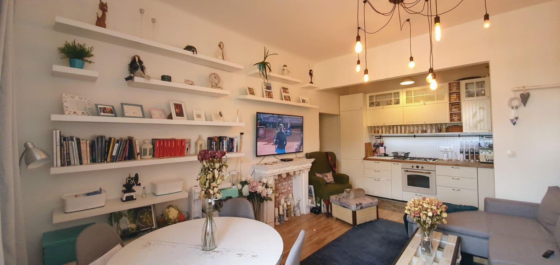 Prenájom bytu 3-izbový 69 m², Nuselská, Praha, Praha Prenájom bytu 3-izbový 69 m², Nuselská, Praha, Praha
