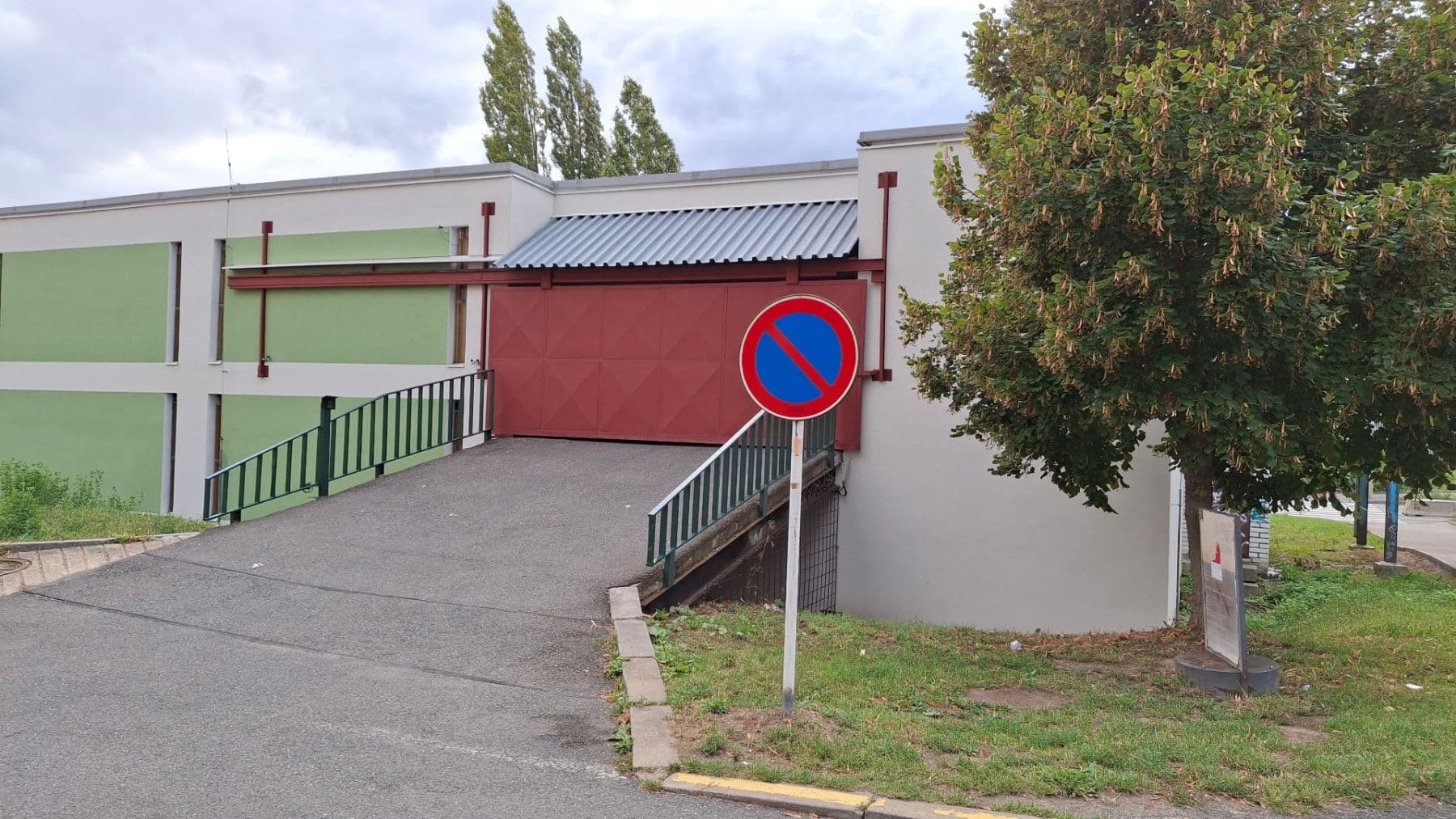 Predaj garáže 18 m², Pavrovského, Praha, Praha Predaj garáže 18 m², Pavrovského, Praha, Praha