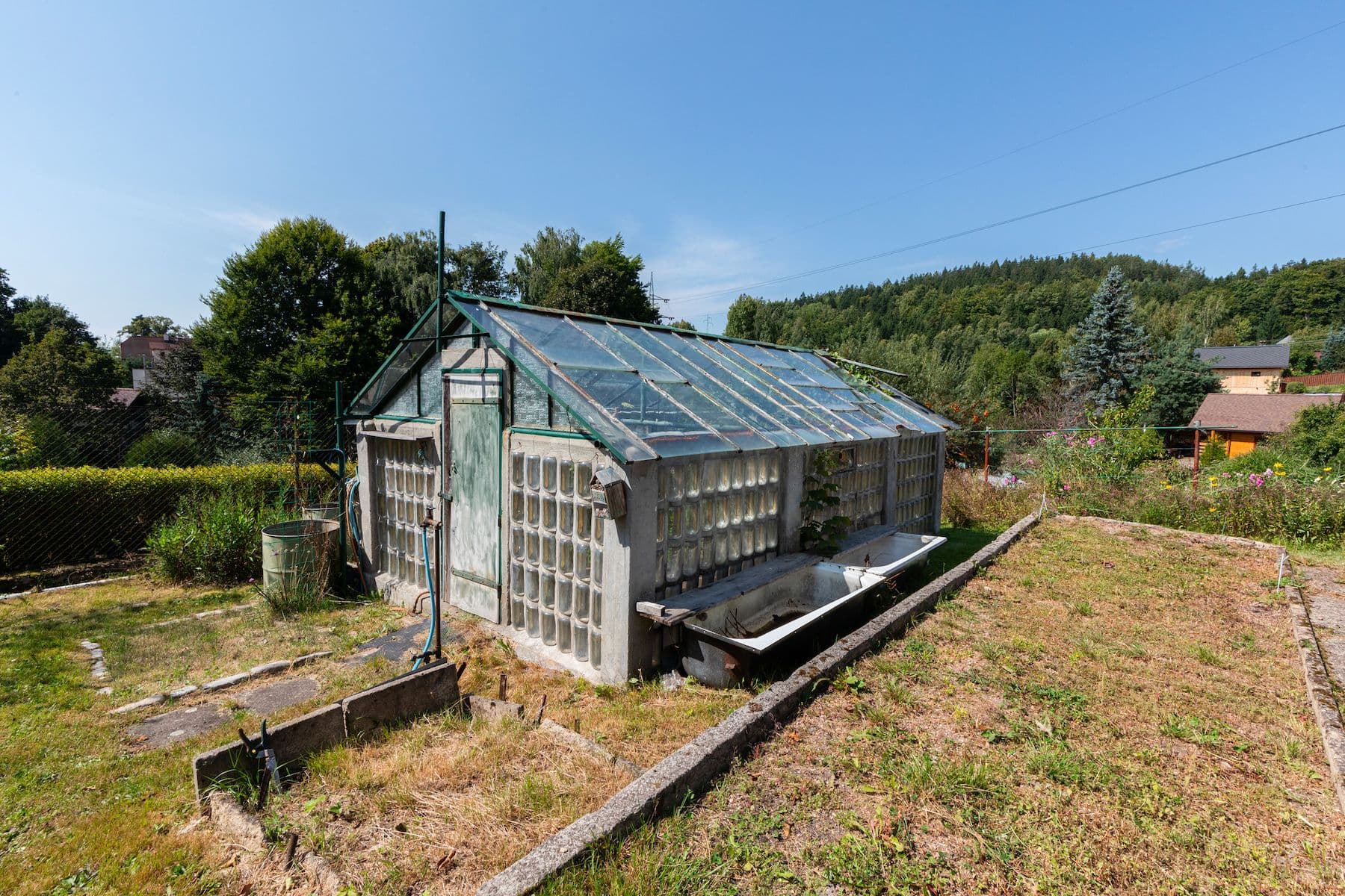 Predaj rekreačného objektu 25 m², pozemek 422 m², Pod Lesem, Jablonec nad Nisou, Liberecký kraj Predaj rekreačného objektu 25 m², pozemek 422 m², Pod Lesem, Jablonec nad Nisou, Liberecký kraj