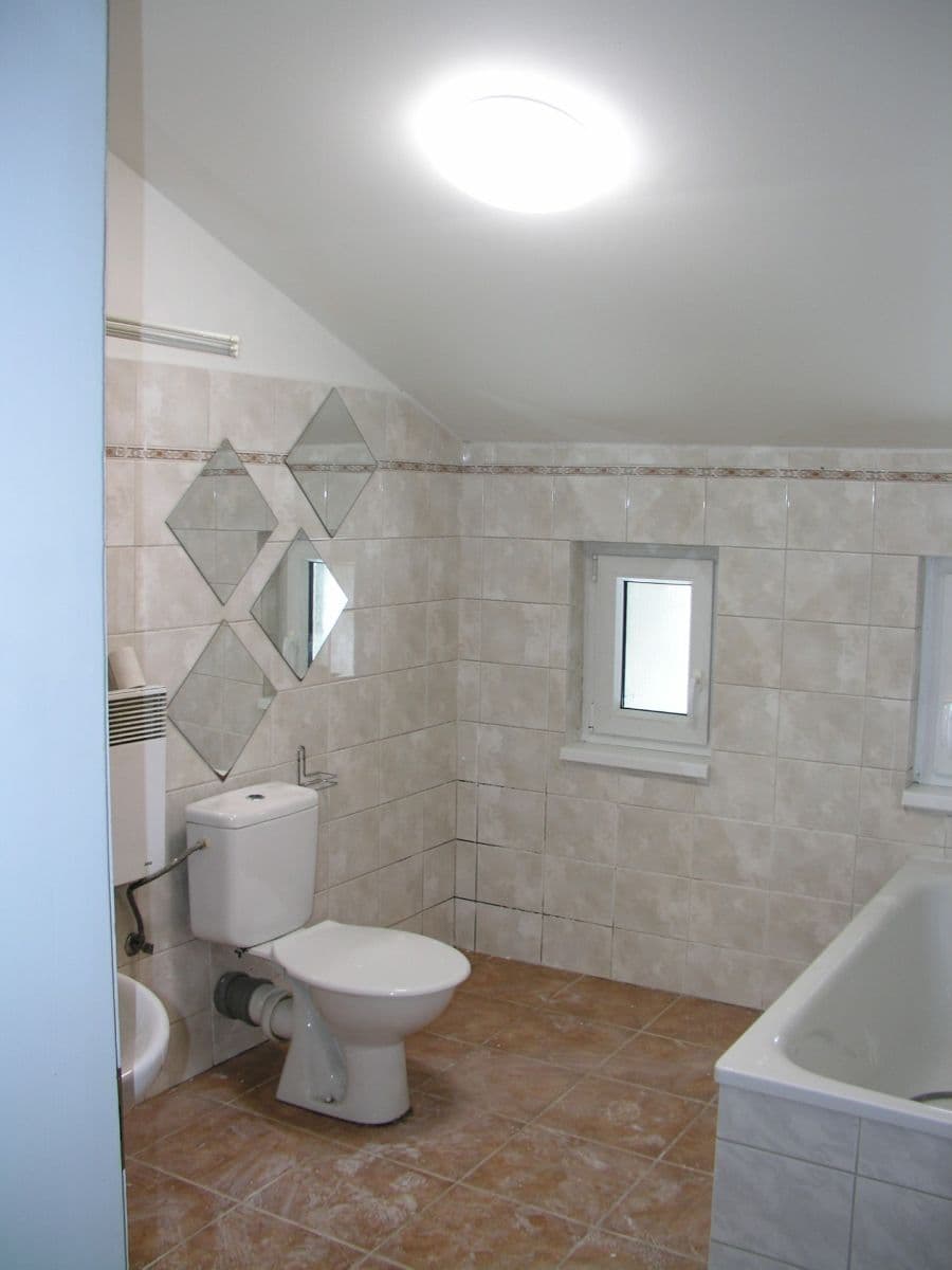 Prenájom bytu 2-izbový 68 m², Velké Hamry, Liberecký kraj Prenájom bytu 2-izbový 68 m², Velké Hamry, Liberecký kraj