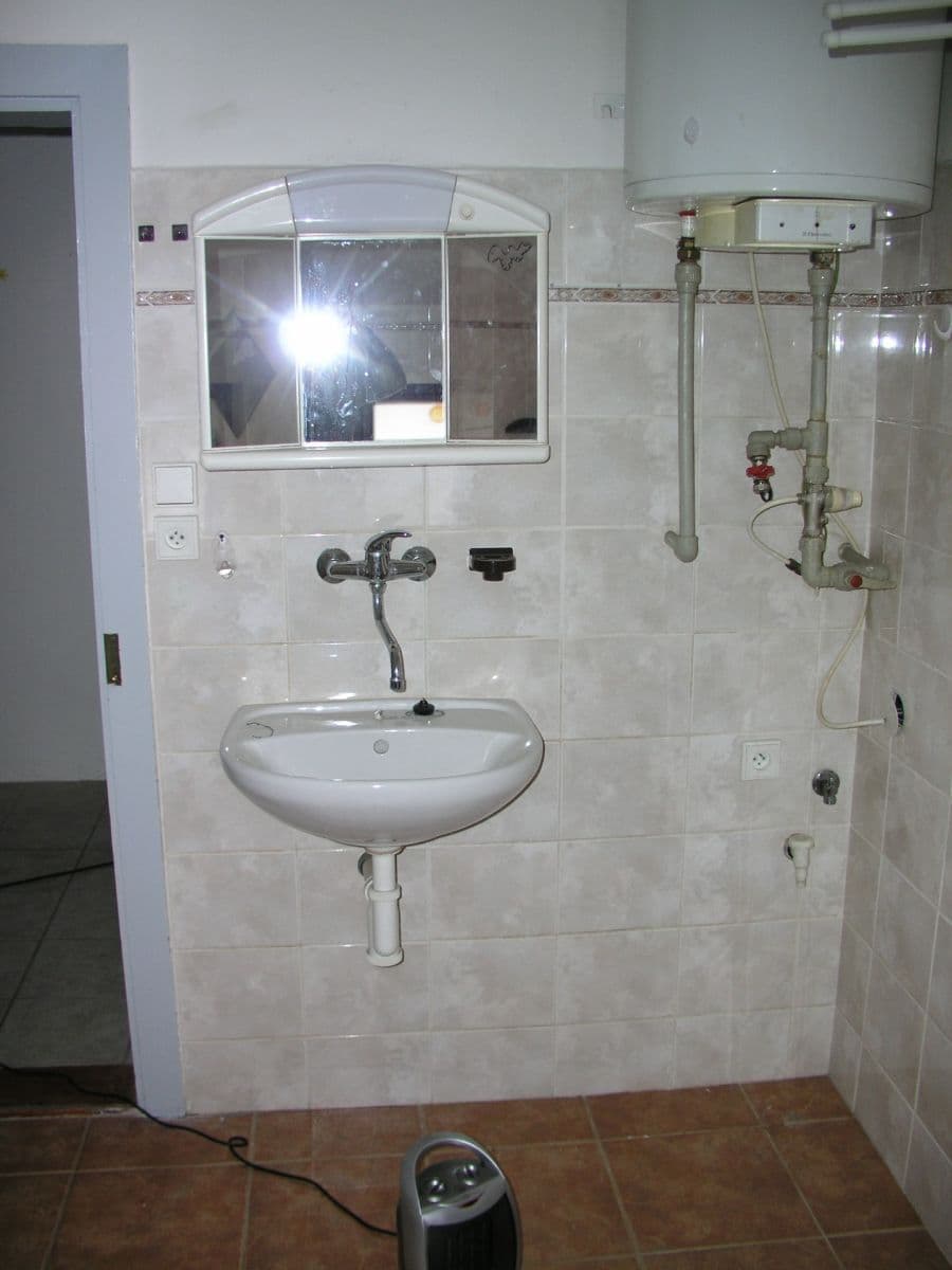 Prenájom bytu 2-izbový 68 m², Velké Hamry, Liberecký kraj Prenájom bytu 2-izbový 68 m², Velké Hamry, Liberecký kraj