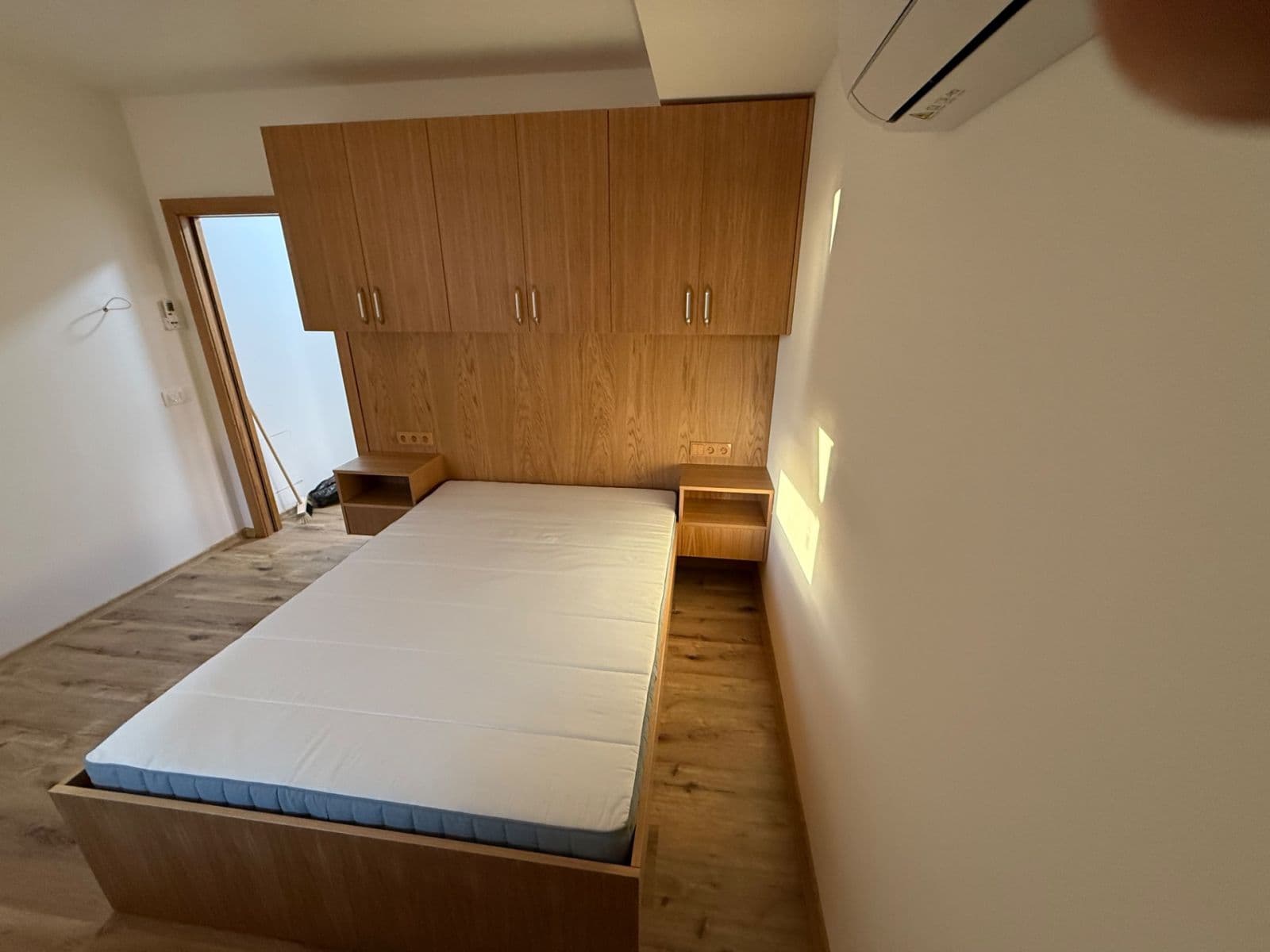 Prenájom bytu 1-izbový 24 m², Josefa Houdka, Praha, Praha Prenájom bytu 1-izbový 24 m², Josefa Houdka, Praha, Praha