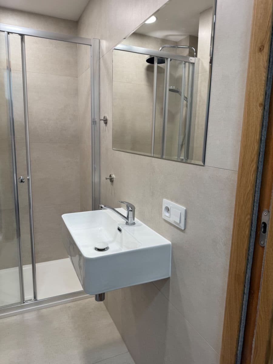 Prenájom bytu 1-izbový 24 m², Josefa Houdka, Praha, Praha Prenájom bytu 1-izbový 24 m², Josefa Houdka, Praha, Praha